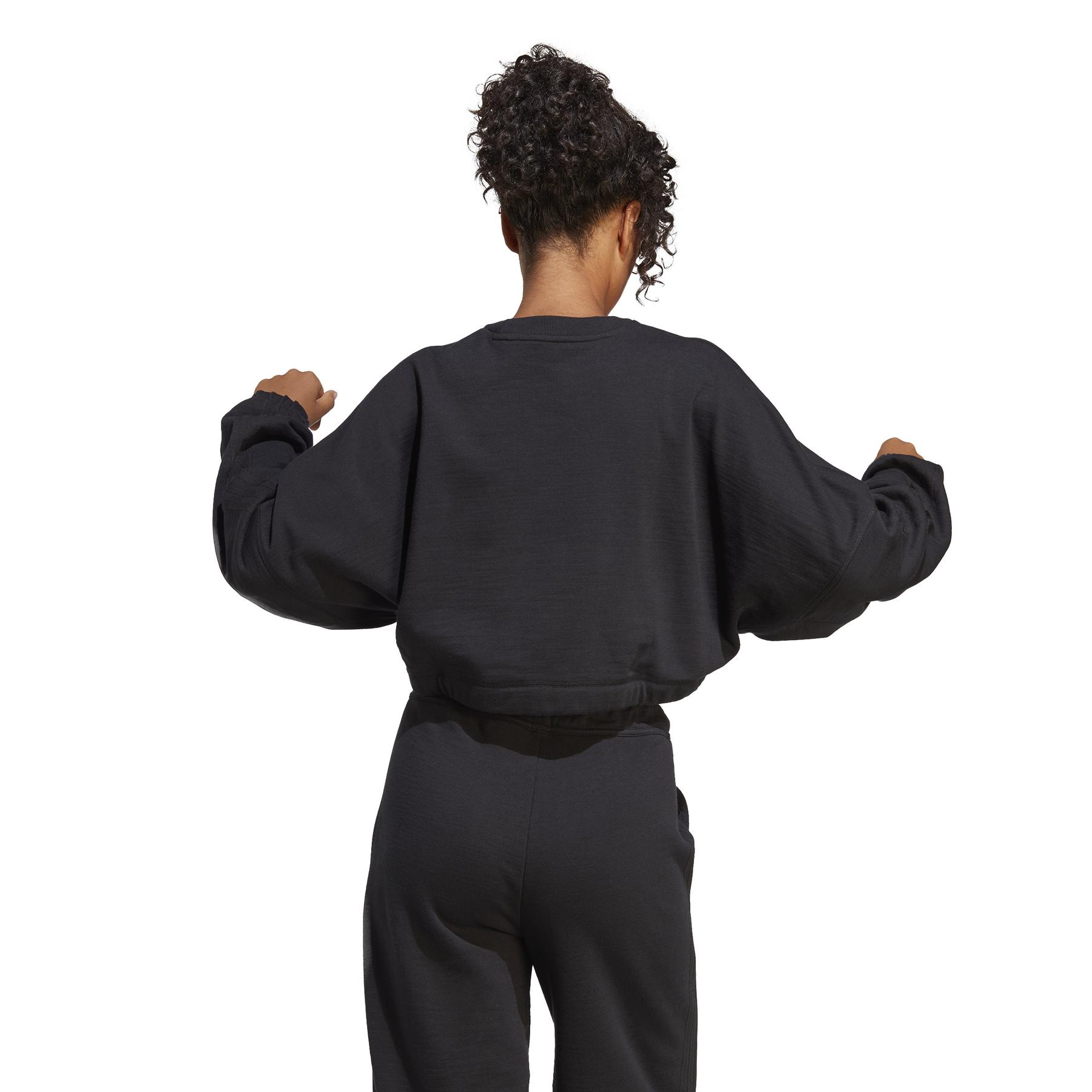 product/a/d/adidas_ic6624_5_apparel_on_model_back_view_white.jpg