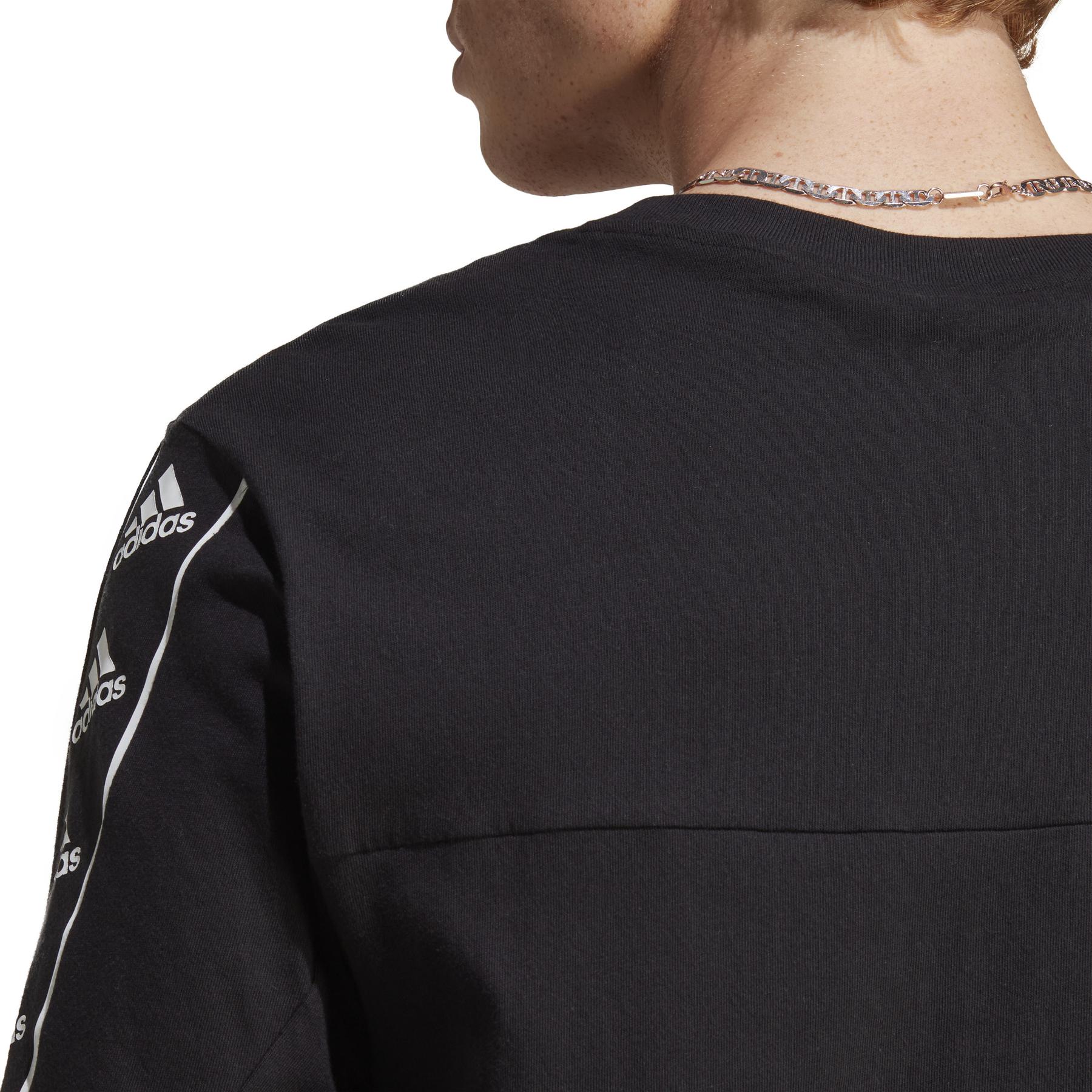 product/a/d/adidas_ic6802_10_apparel_on_model_detail_view_3_white.jpg