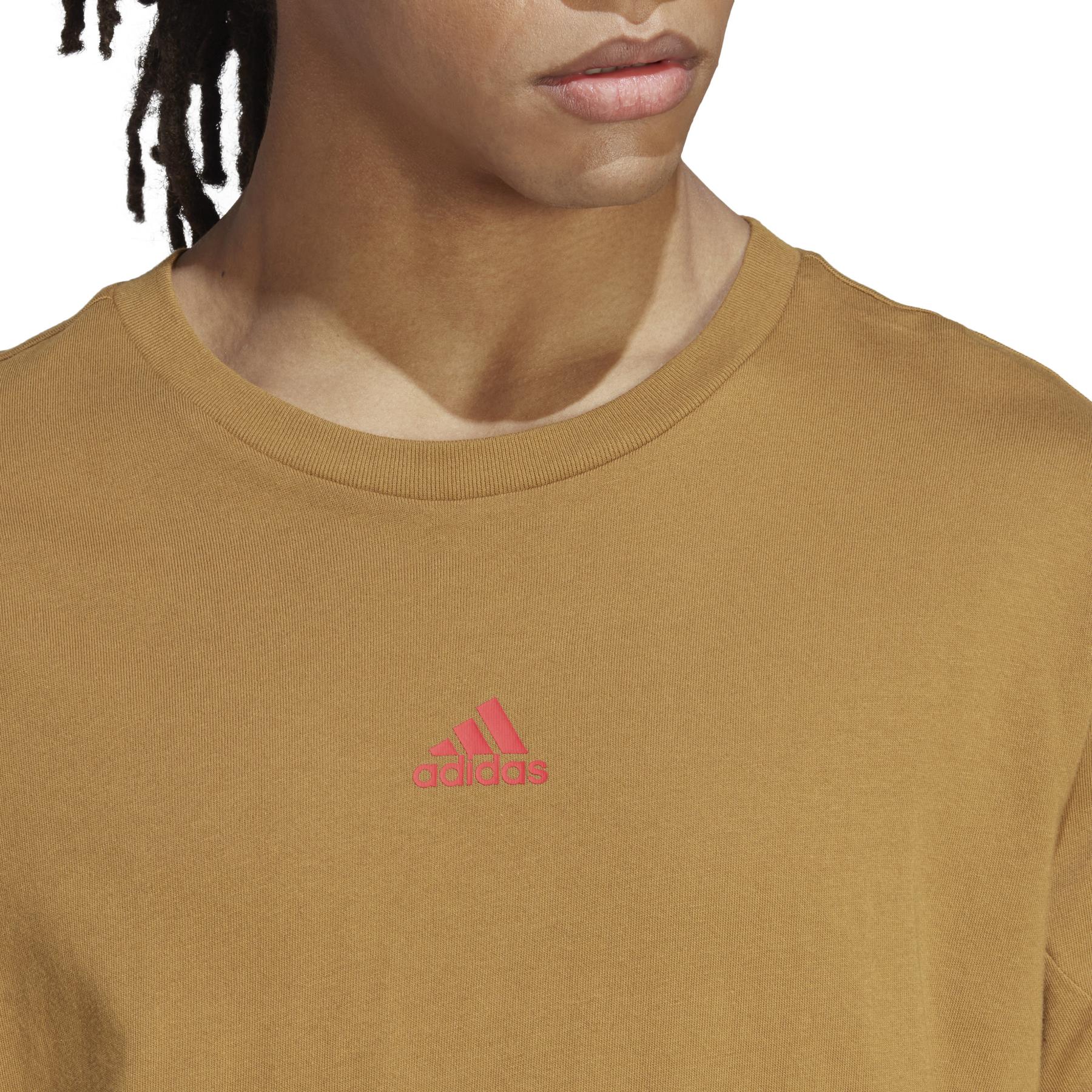 product/a/d/adidas_ic6803_7_apparel_on_model_detail_view_1_white.jpg