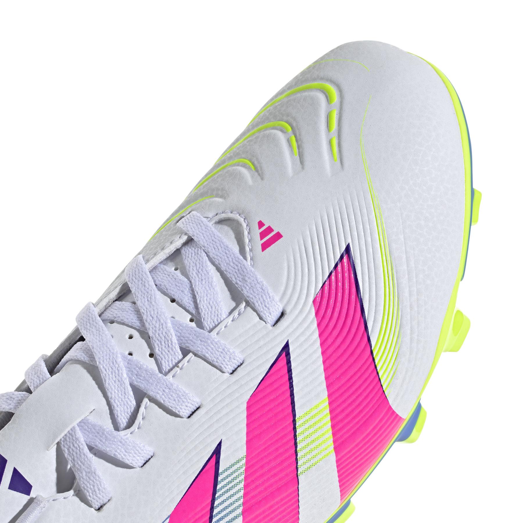 product/a/d/adidas_id1323_8_footwear_photography_detail_view_2_white.jpg