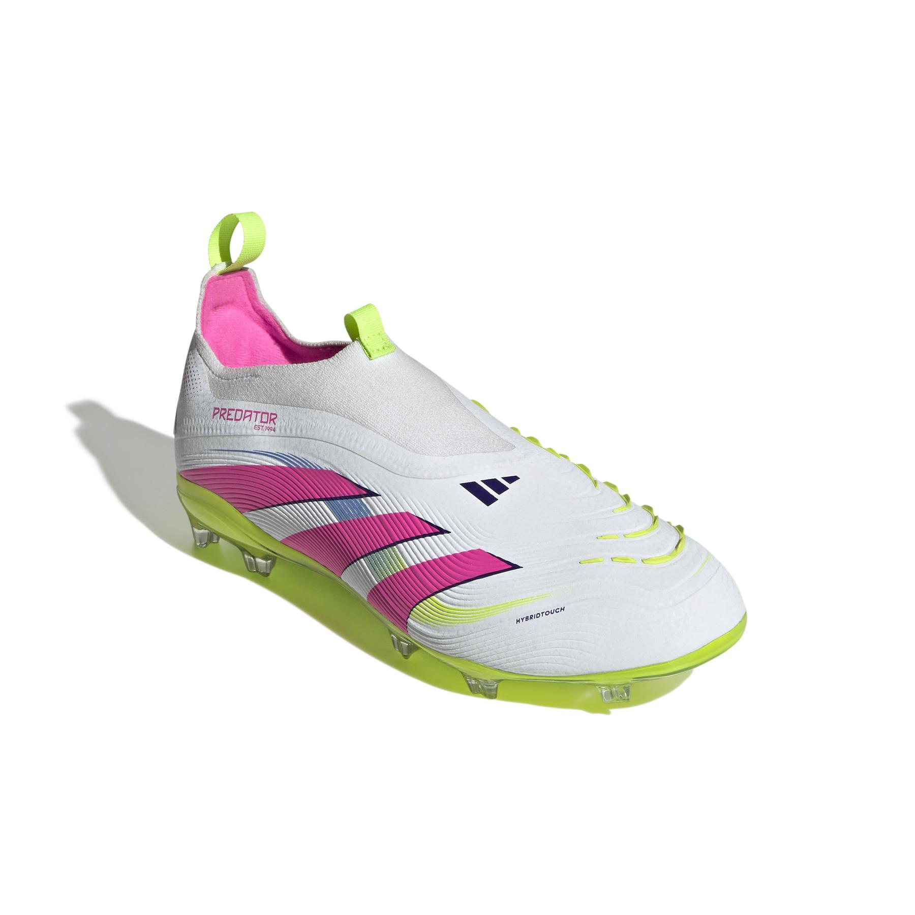 product/a/d/adidas_id3746_5_footwear_photography_front_lateral_top_view_white.jpg