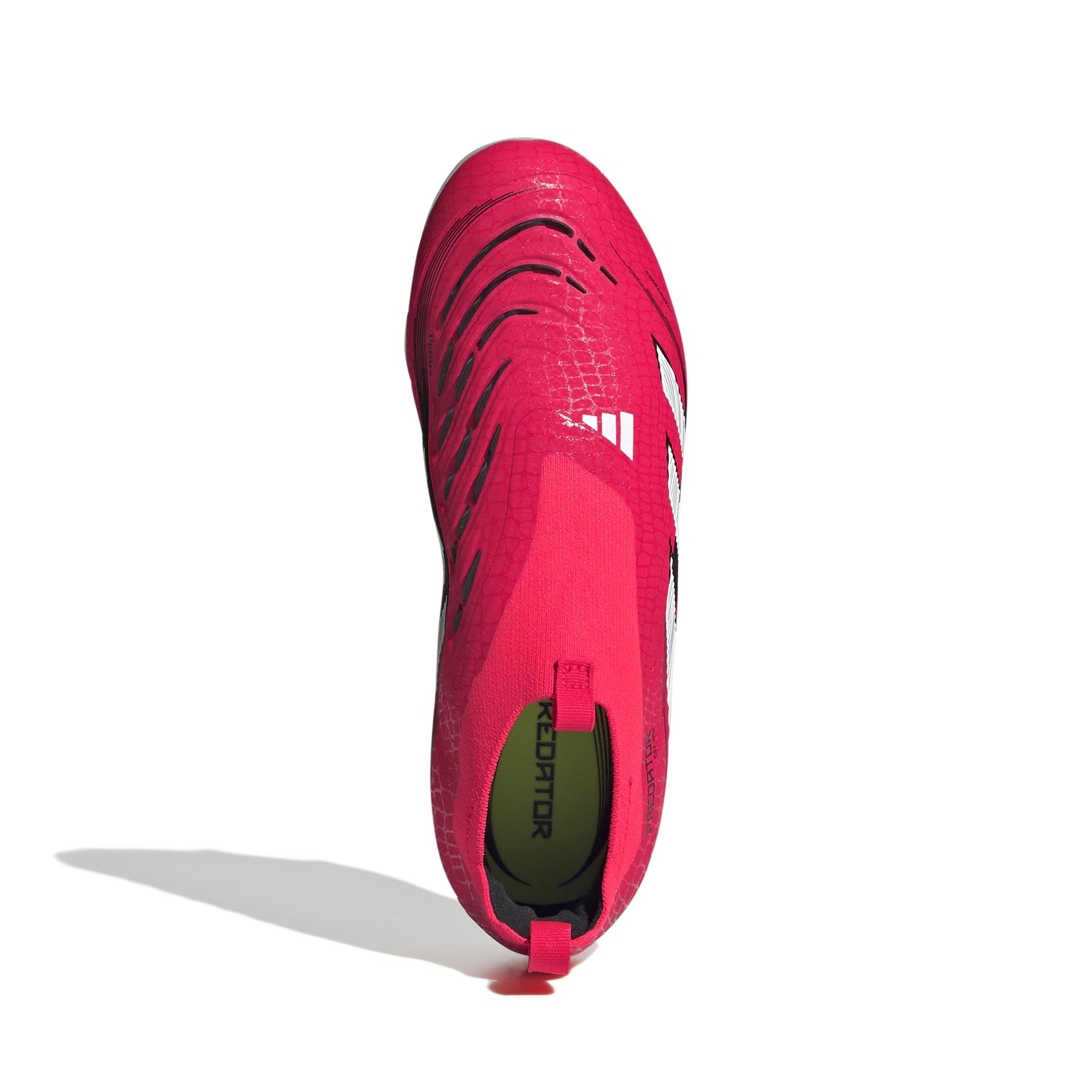 product/a/d/adidas_id3747_2_footwear_photography_top_portrait_view_white.jpg