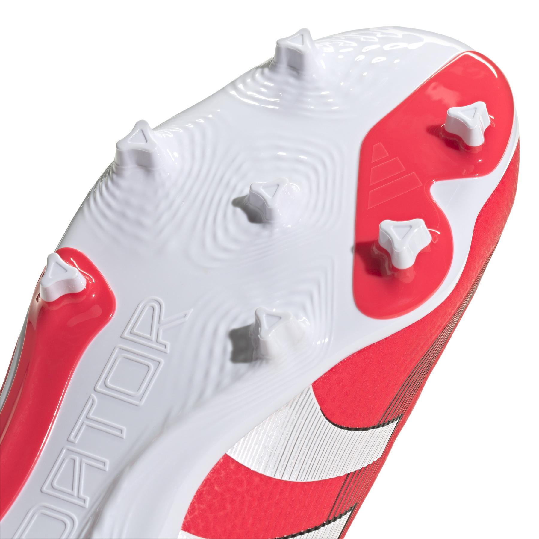 product/a/d/adidas_id3753_8_footwear_photography_detail_view_2_white.jpg