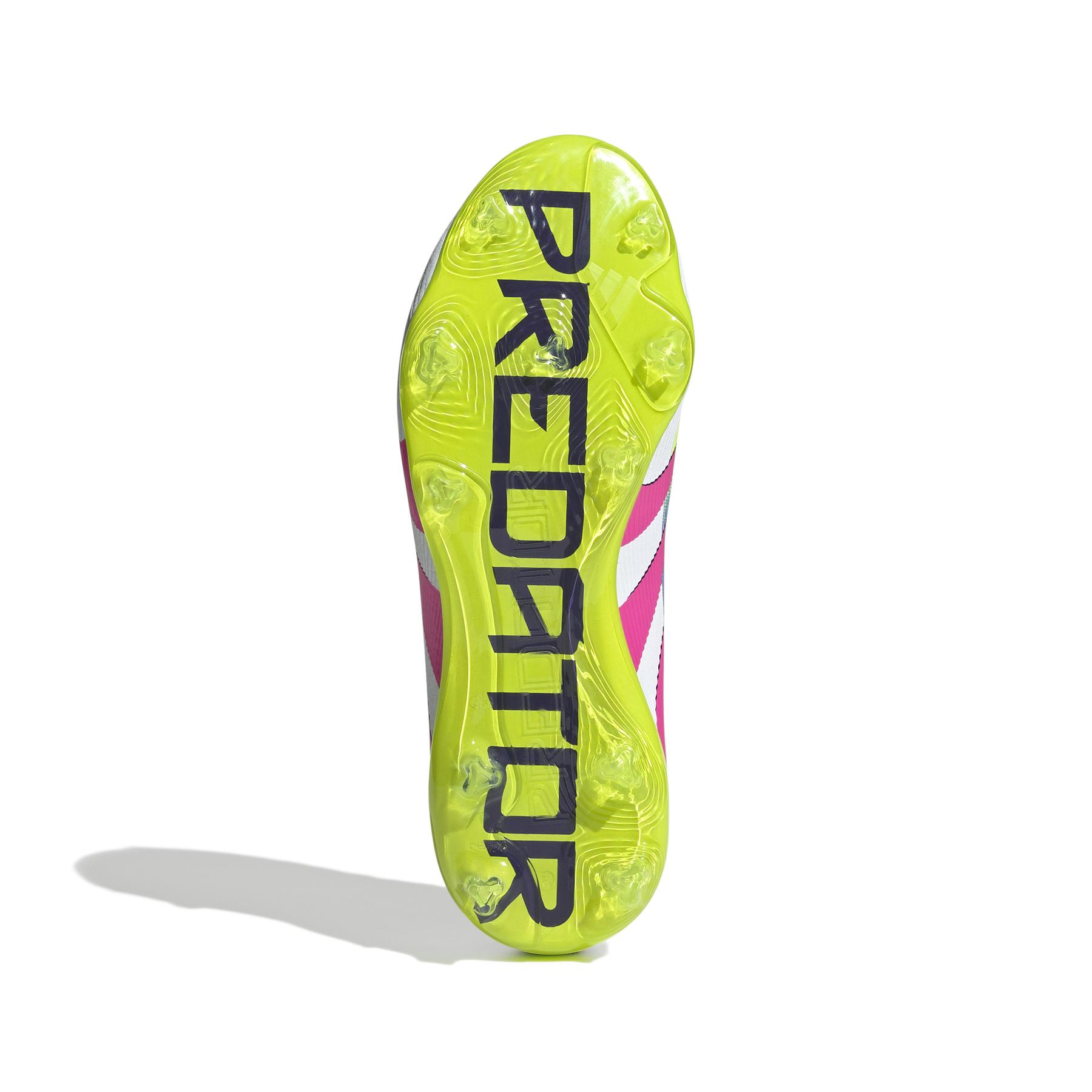 product/a/d/adidas_id3757_3_footwear_photography_bottom_view_white.jpg