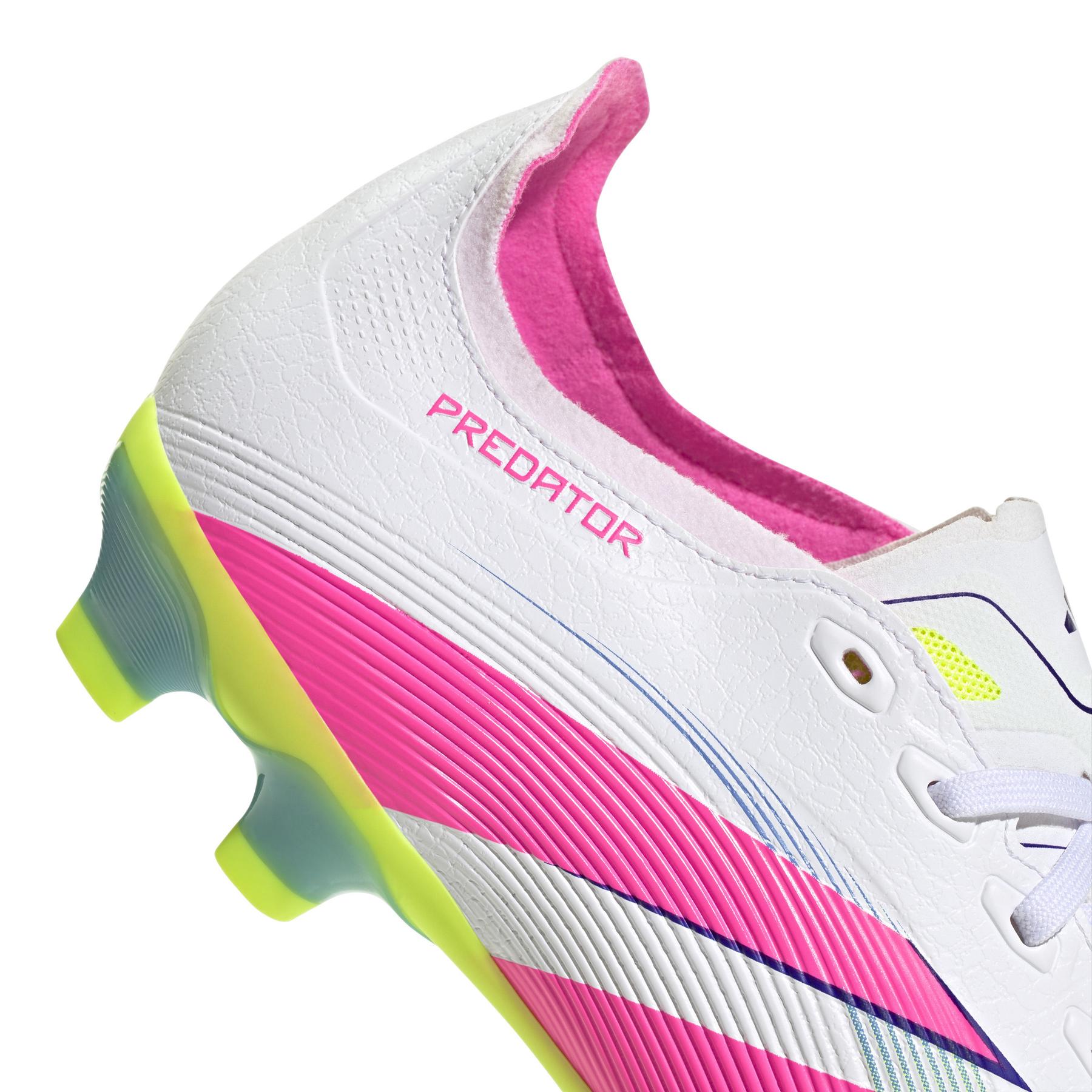 product/a/d/adidas_id3773_8_footwear_photography_detail_view_2_white.jpg