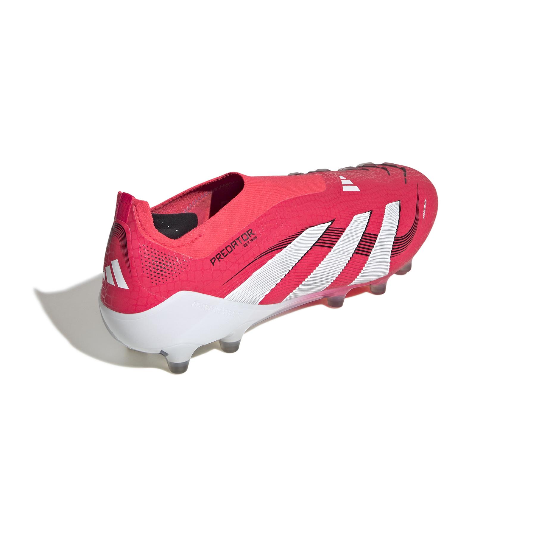 product/a/d/adidas_id3817_6_footwear_photography_back_lateral_top_view_white.jpg