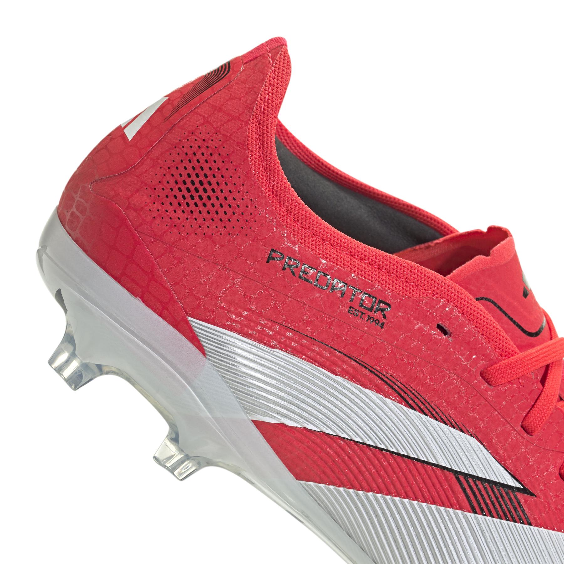 product/a/d/adidas_id3856_lucred-ftwwht-cblack_8.jpg