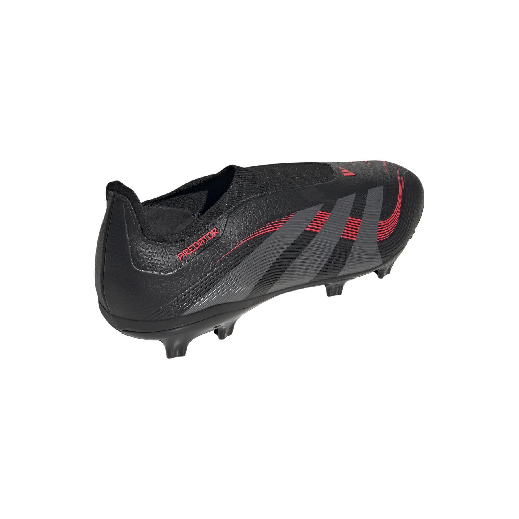 product/a/d/adidas_id3858_cblack-grefou-lucred_6.jpg