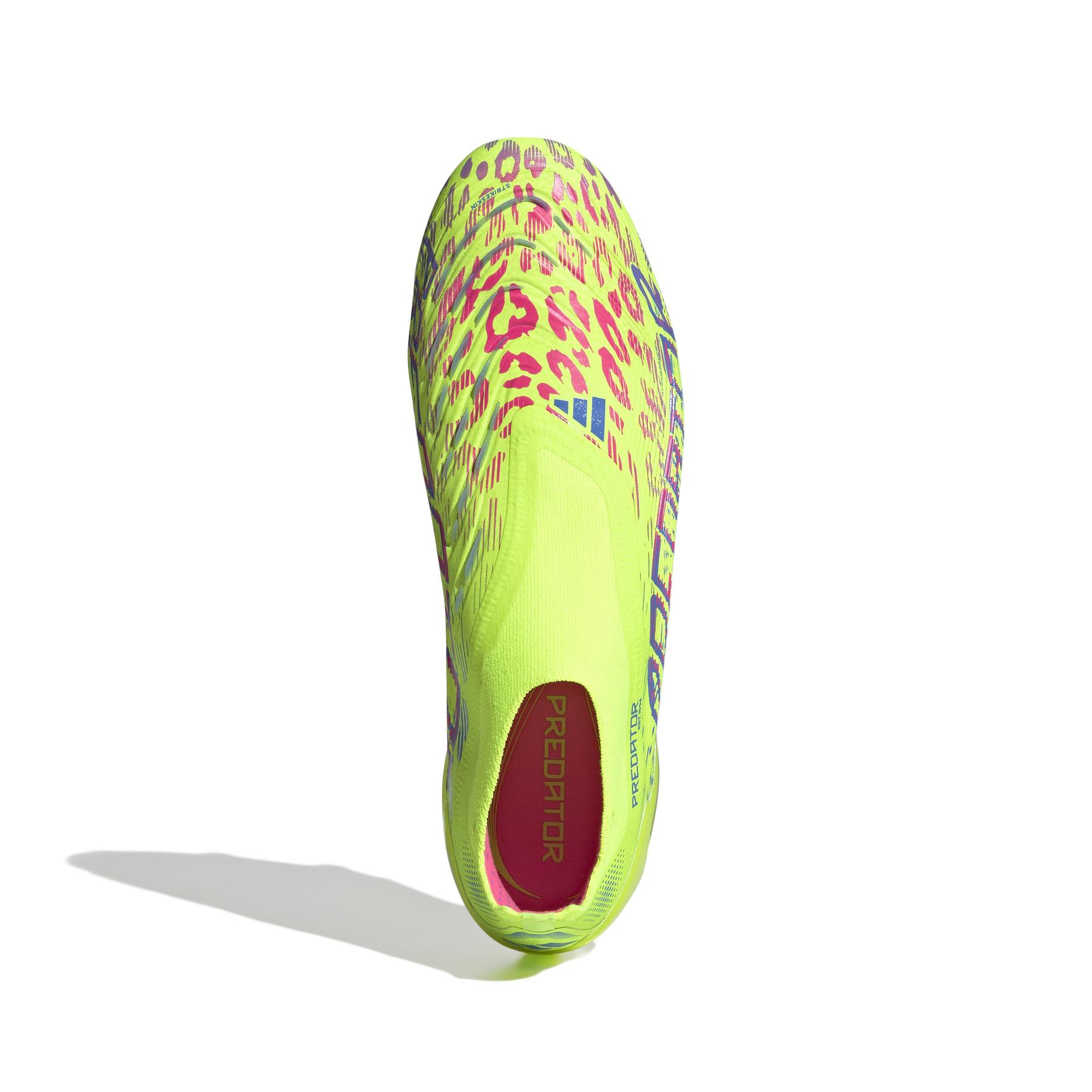 product/a/d/adidas_id3875_2_footwear_photography_top_portrait_view_white.jpg