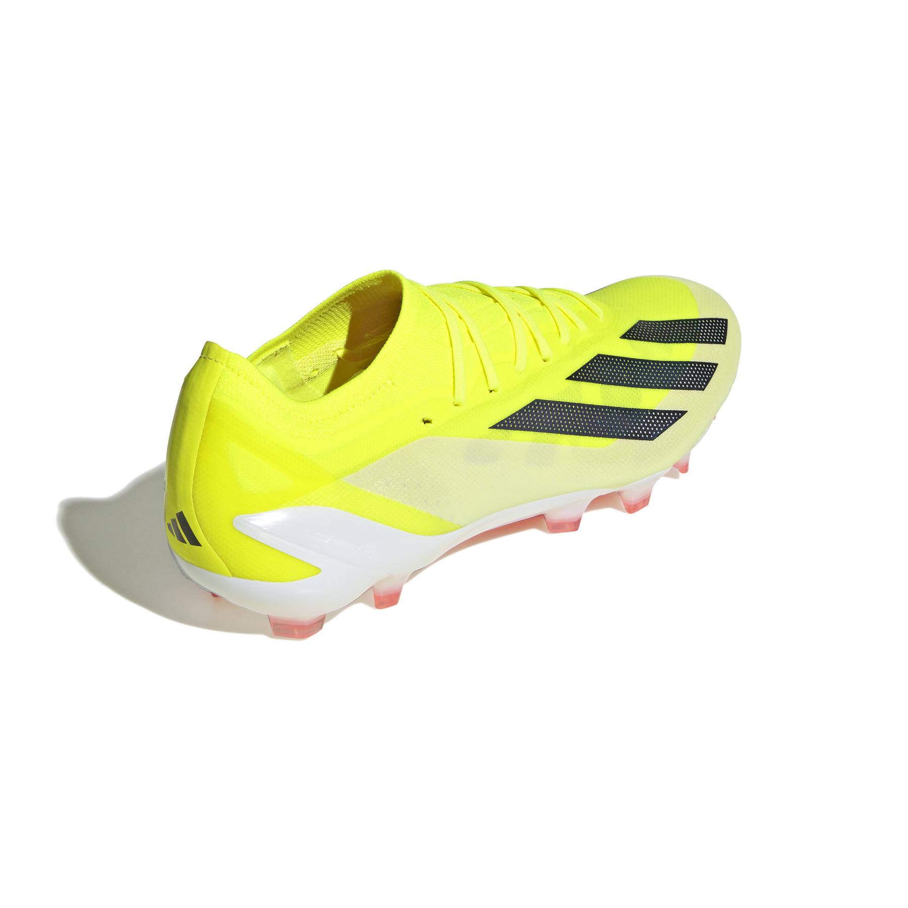 product/a/d/adidas_id6027_6_footwear_photography_back_lateral_top_view_white.jpg