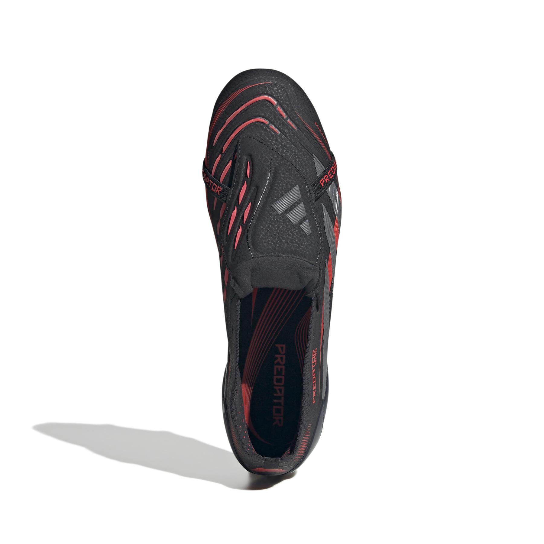 product/a/d/adidas_id8964_2_footwear_photography_top_portrait_view_white.jpg