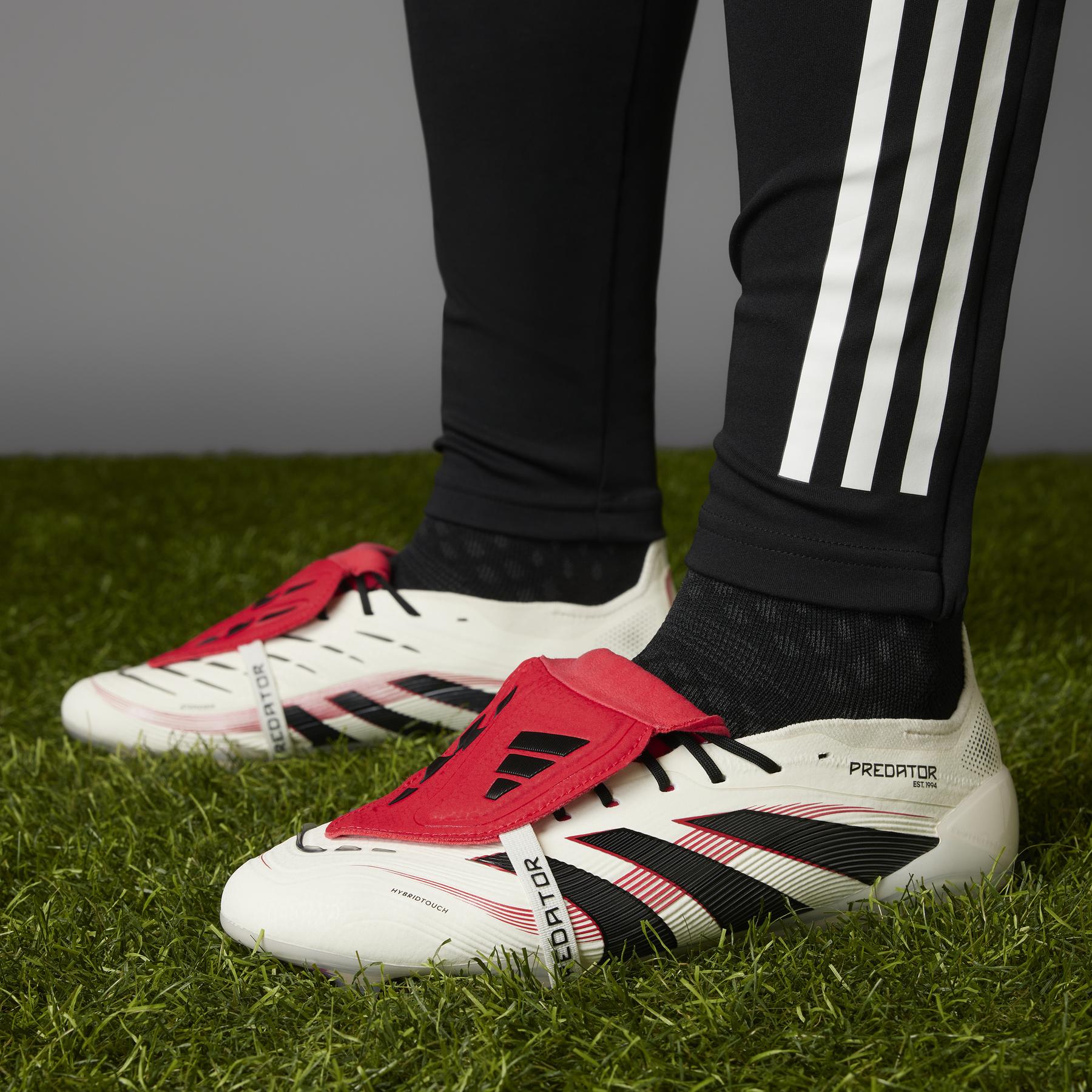 product/a/d/adidas_id8968_16_footwear_photography_heromrktng_view_3.jpg
