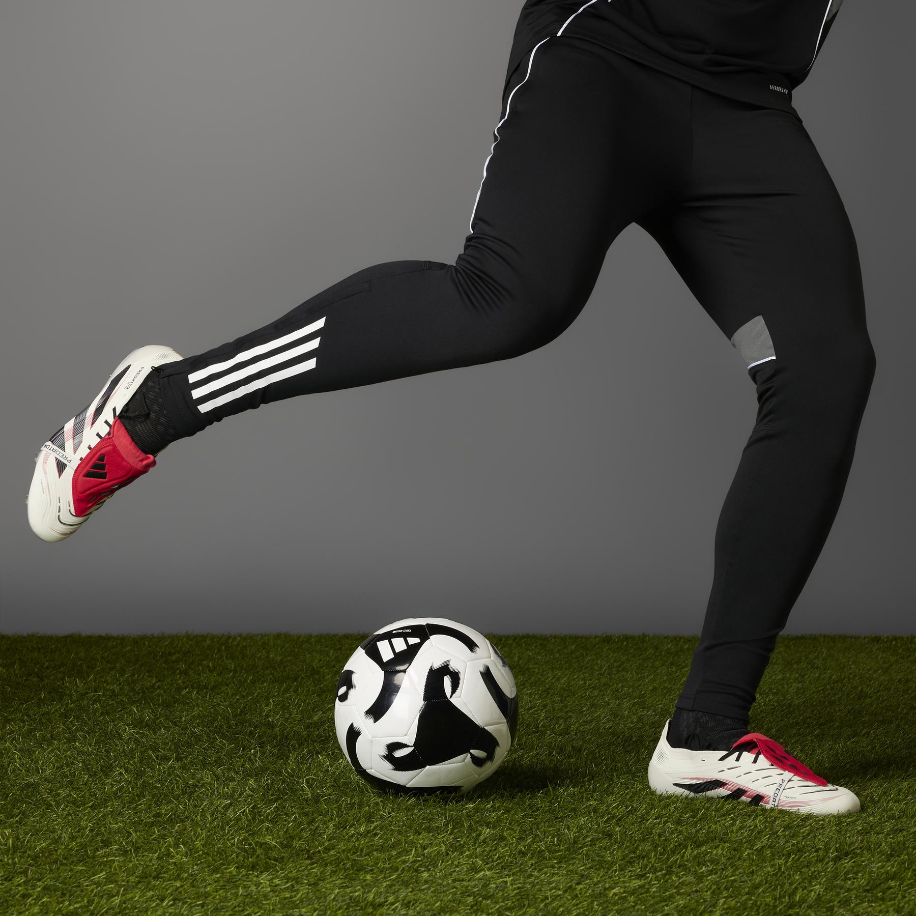 product/a/d/adidas_id8968_22_footwear_photography_heromrktng_view_9.jpg