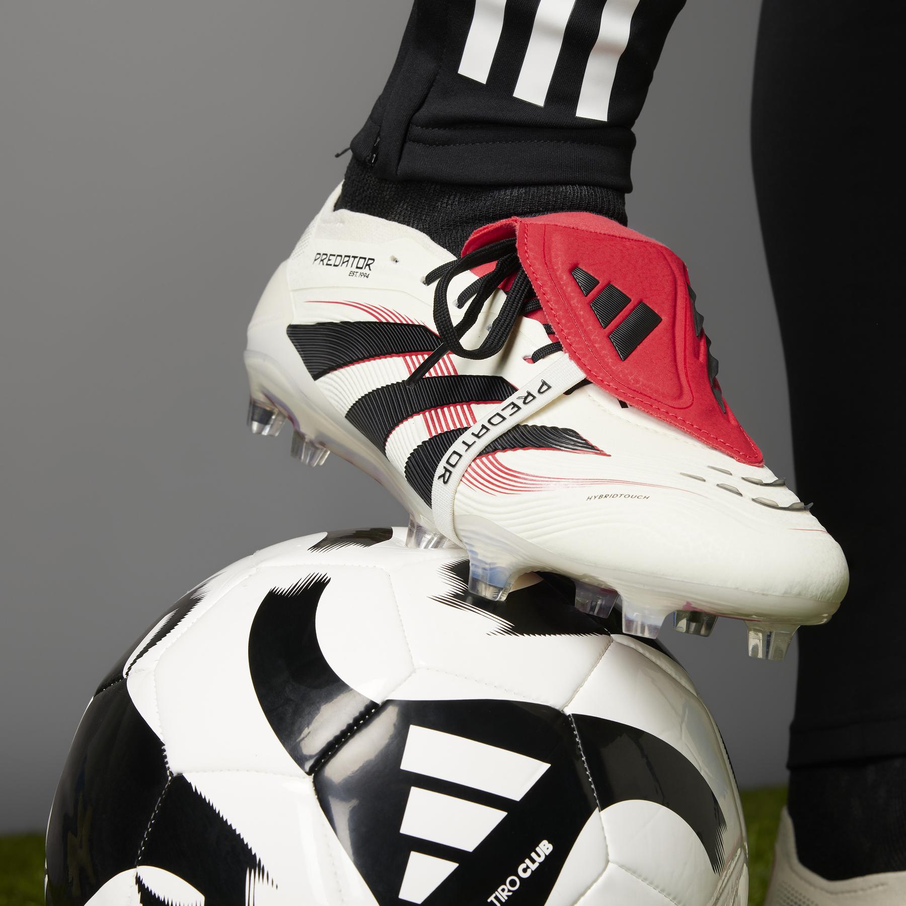 product/a/d/adidas_id8968_24_footwear_photography_heromrktng_view_11.jpg