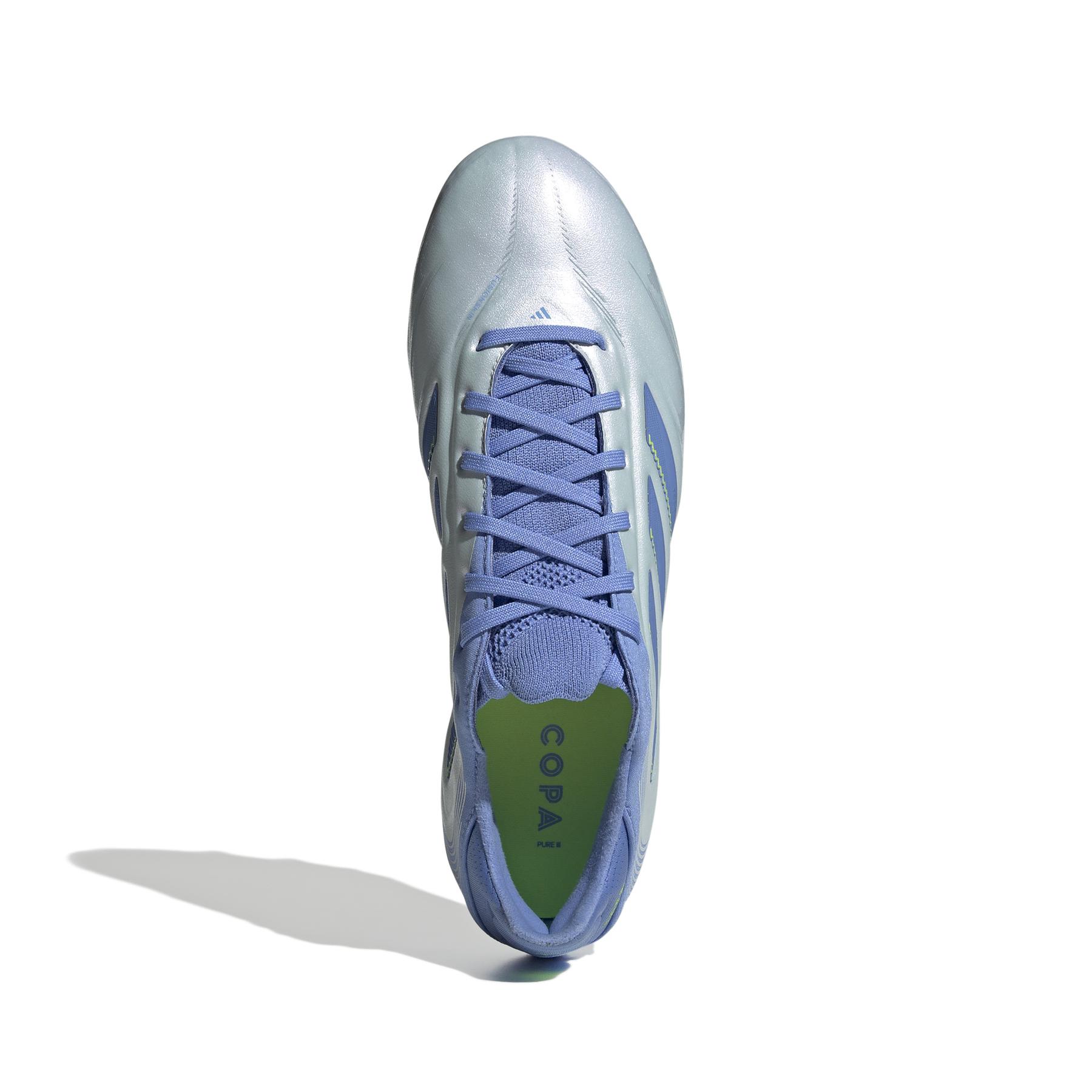 product/a/d/adidas_id9043_2_footwear_photography_top_portrait_view_white.jpg