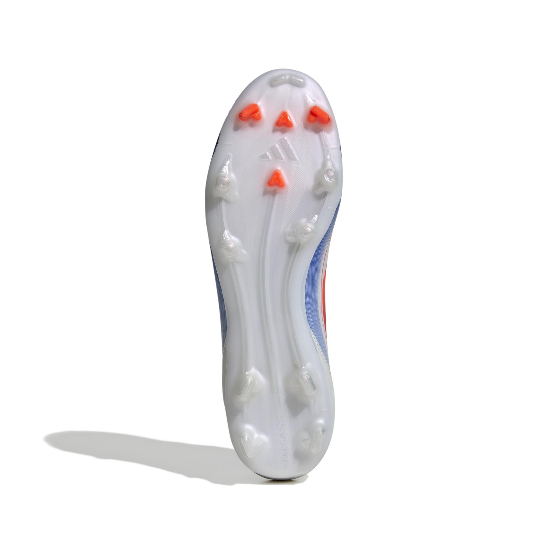 product/a/d/adidas_ie0601_3_footwear_photography_bottom_view_white-nw052424.jpg