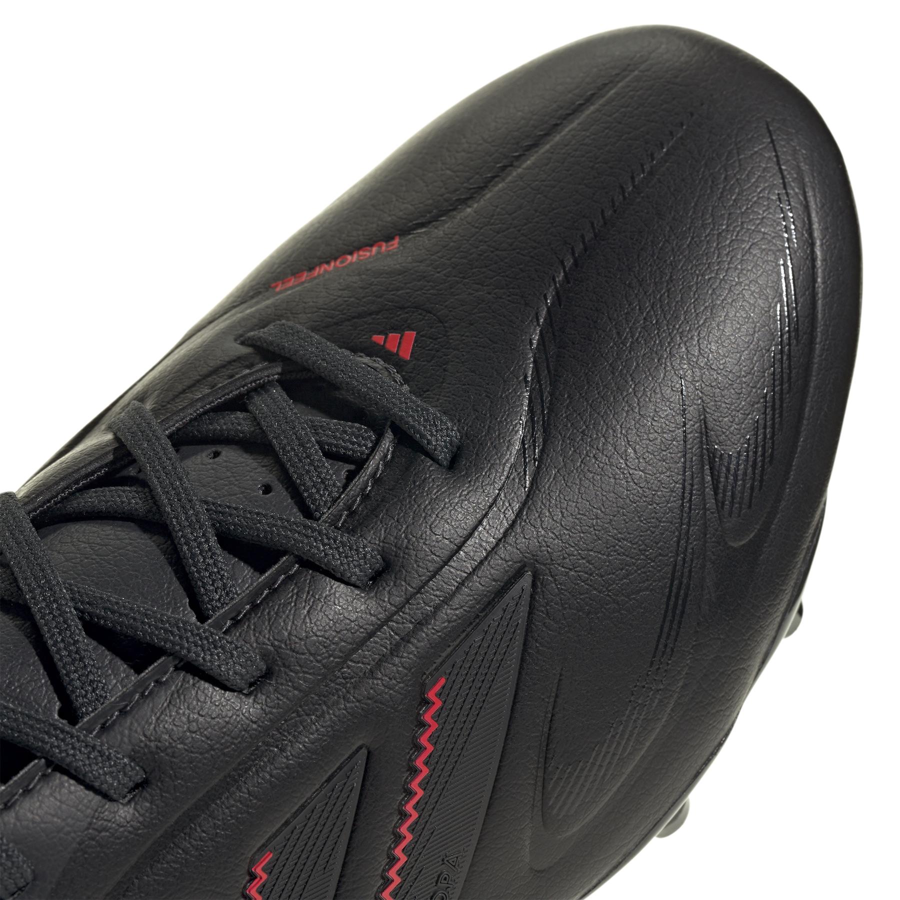 product/a/d/adidas_ie1193_cblack-carbon-lucred_7.jpg