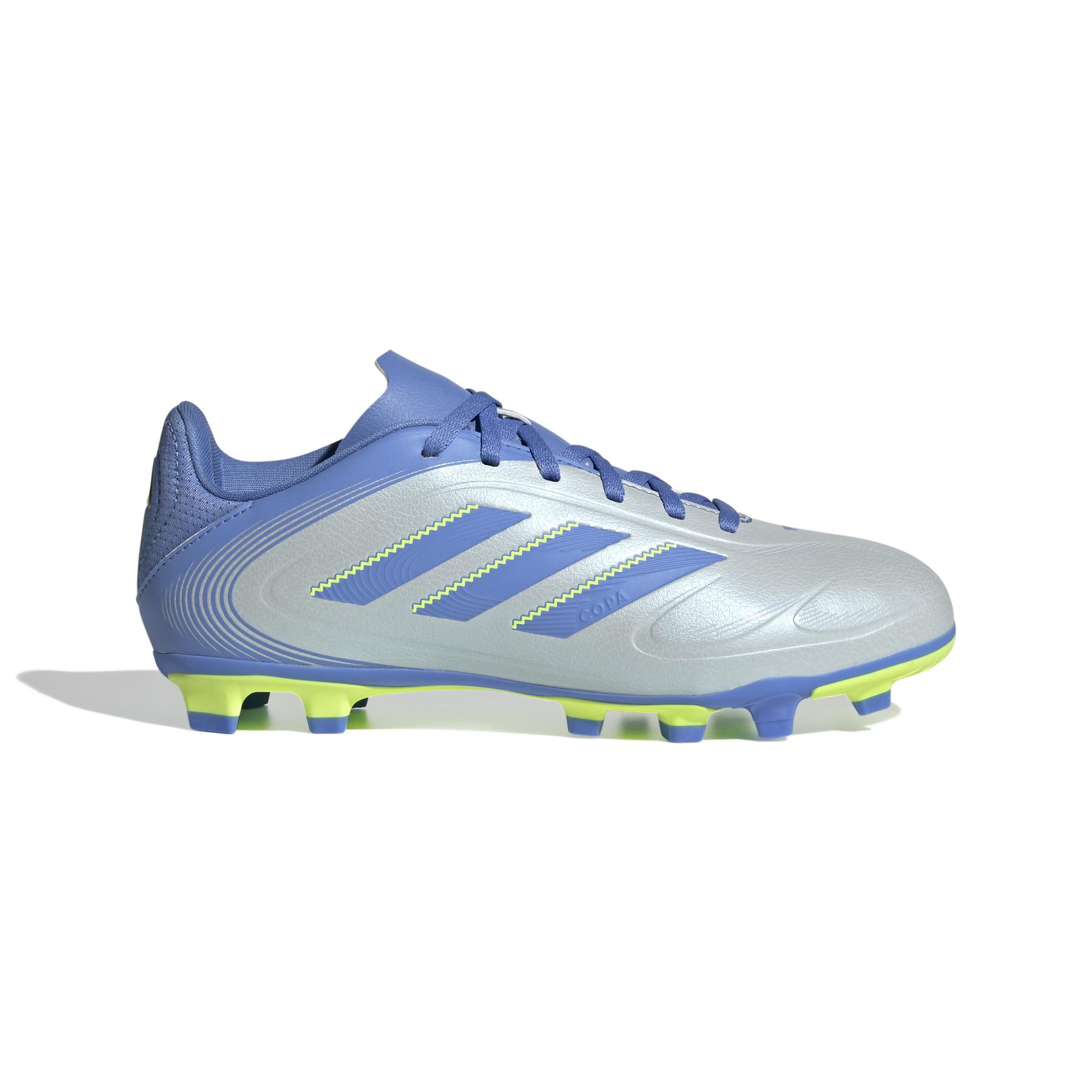 product/a/d/adidas_ie1198_1_footwear_photography_side_lateral_center_view_white.jpg