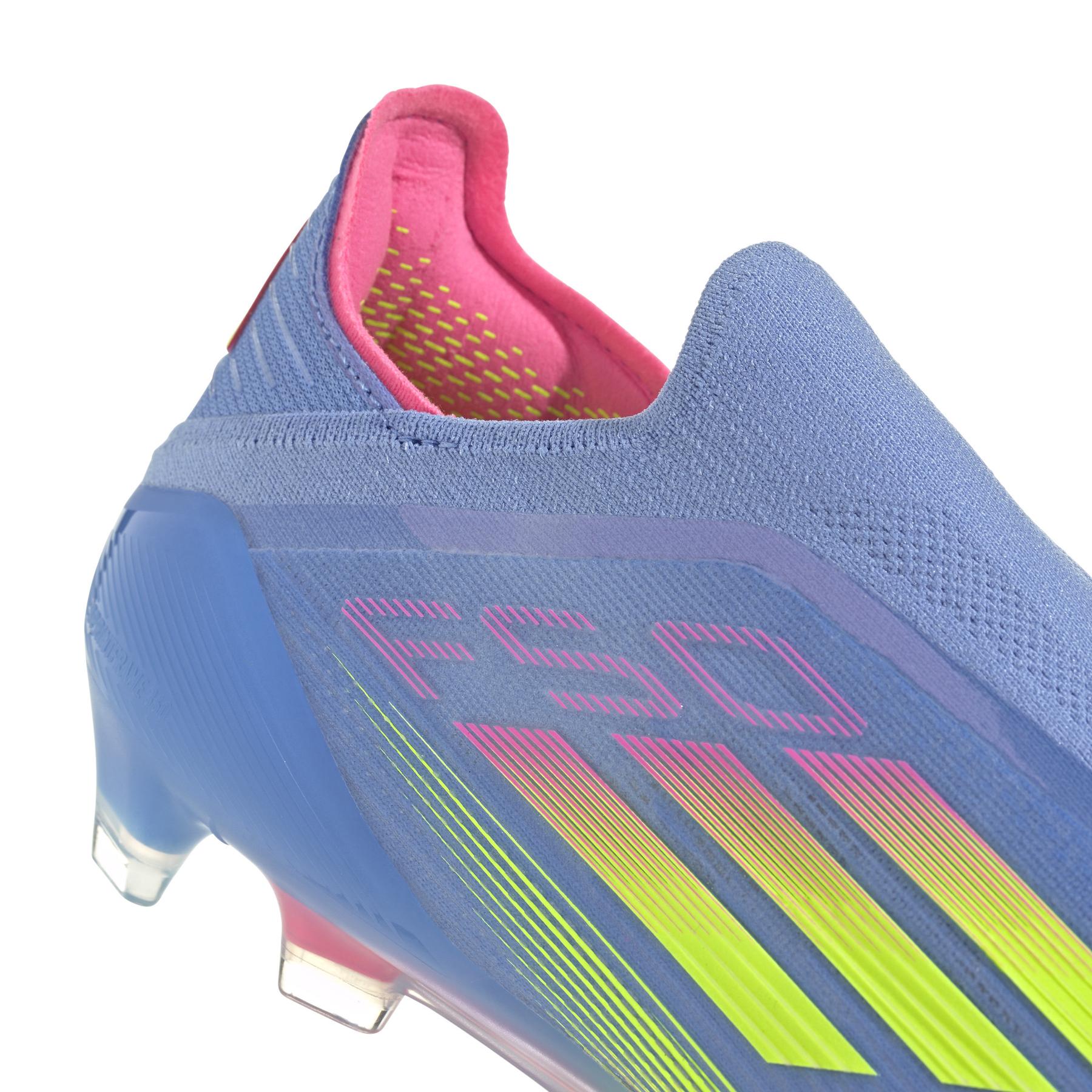 product/a/d/adidas_ie1213_8_footwear_photography_detail_view_2_white.jpg