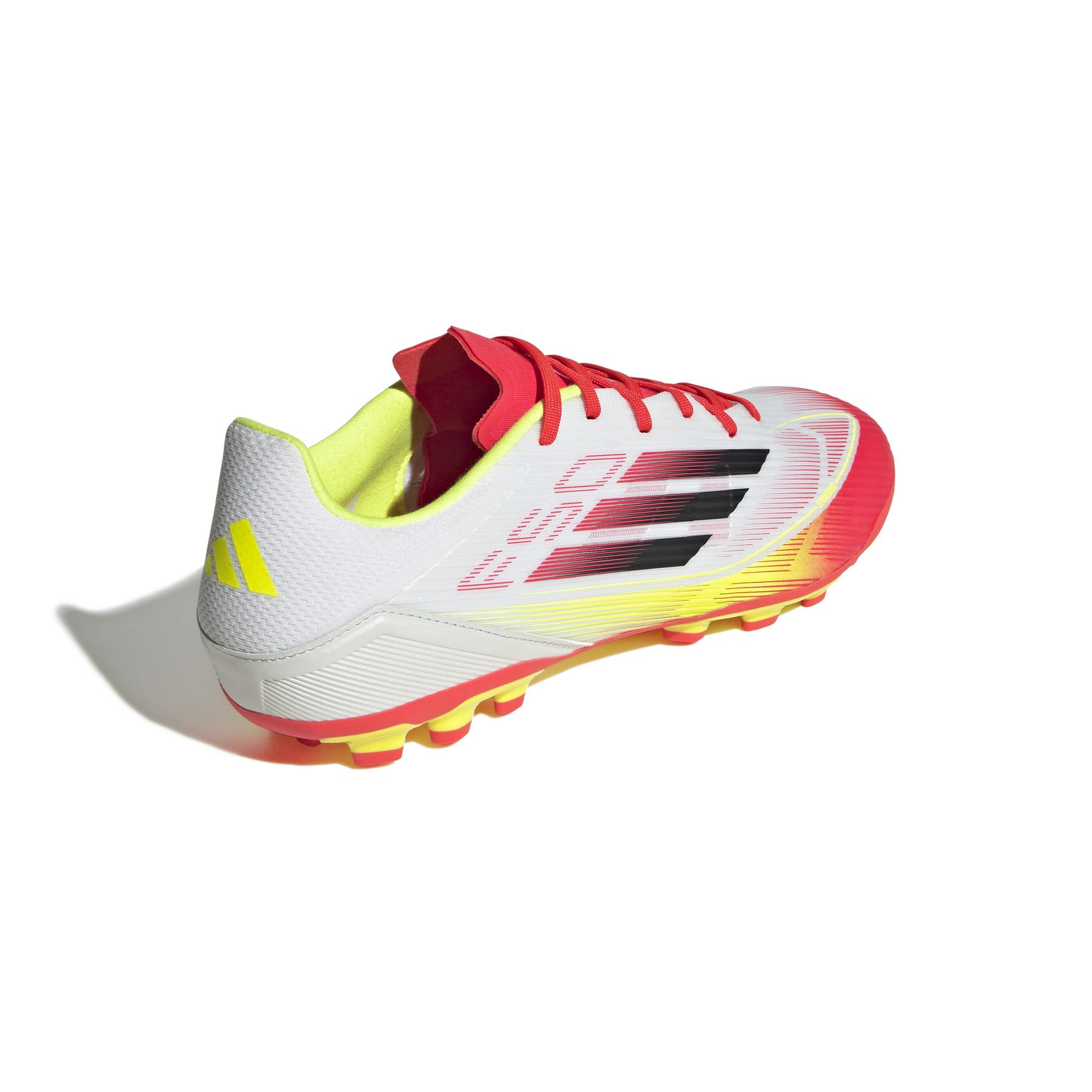 product/a/d/adidas_ie1262_6_footwear_photography_back_lateral_top_view_white.jpg