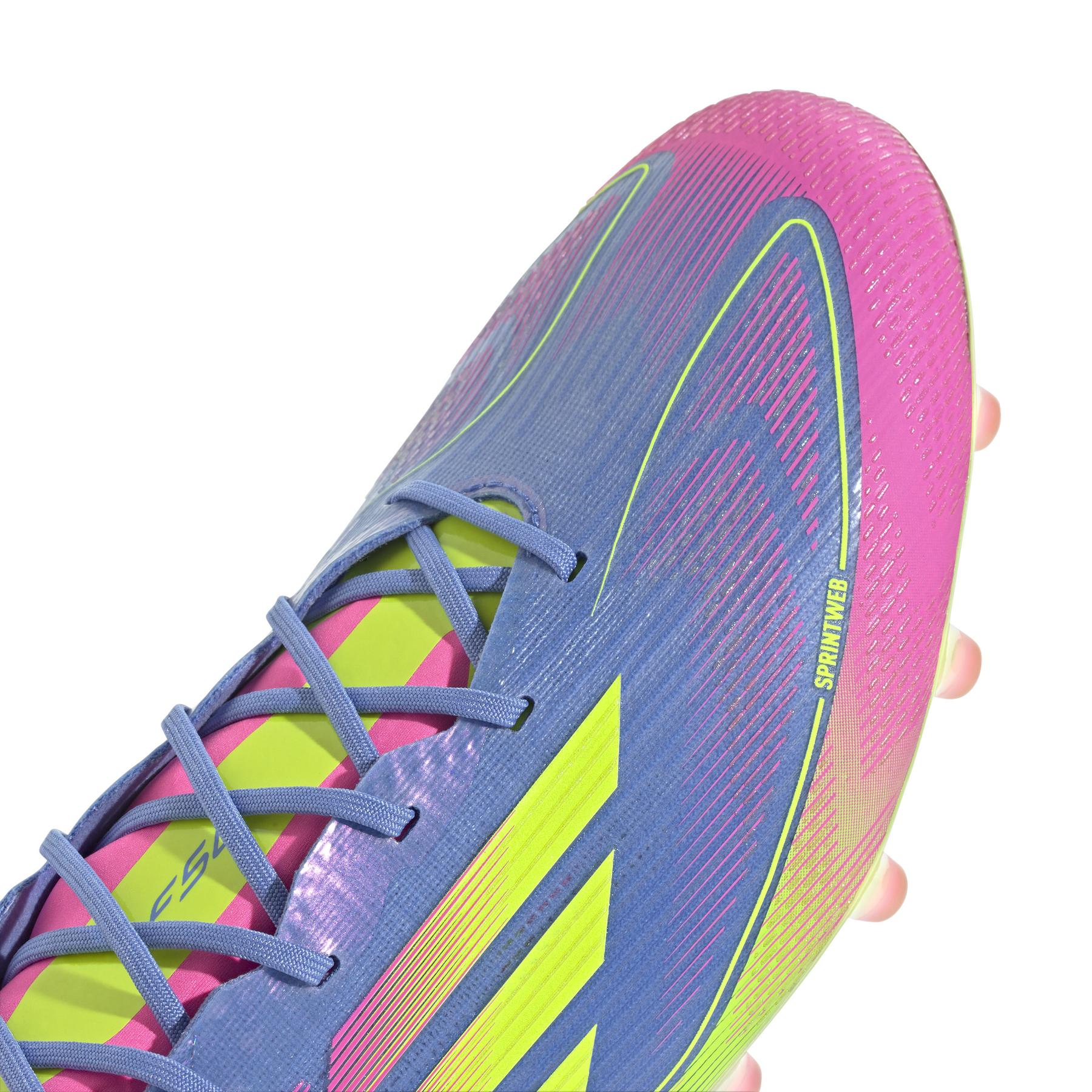 product/a/d/adidas_ie1264_8_footwear_photography_detail_view_2_white.jpg