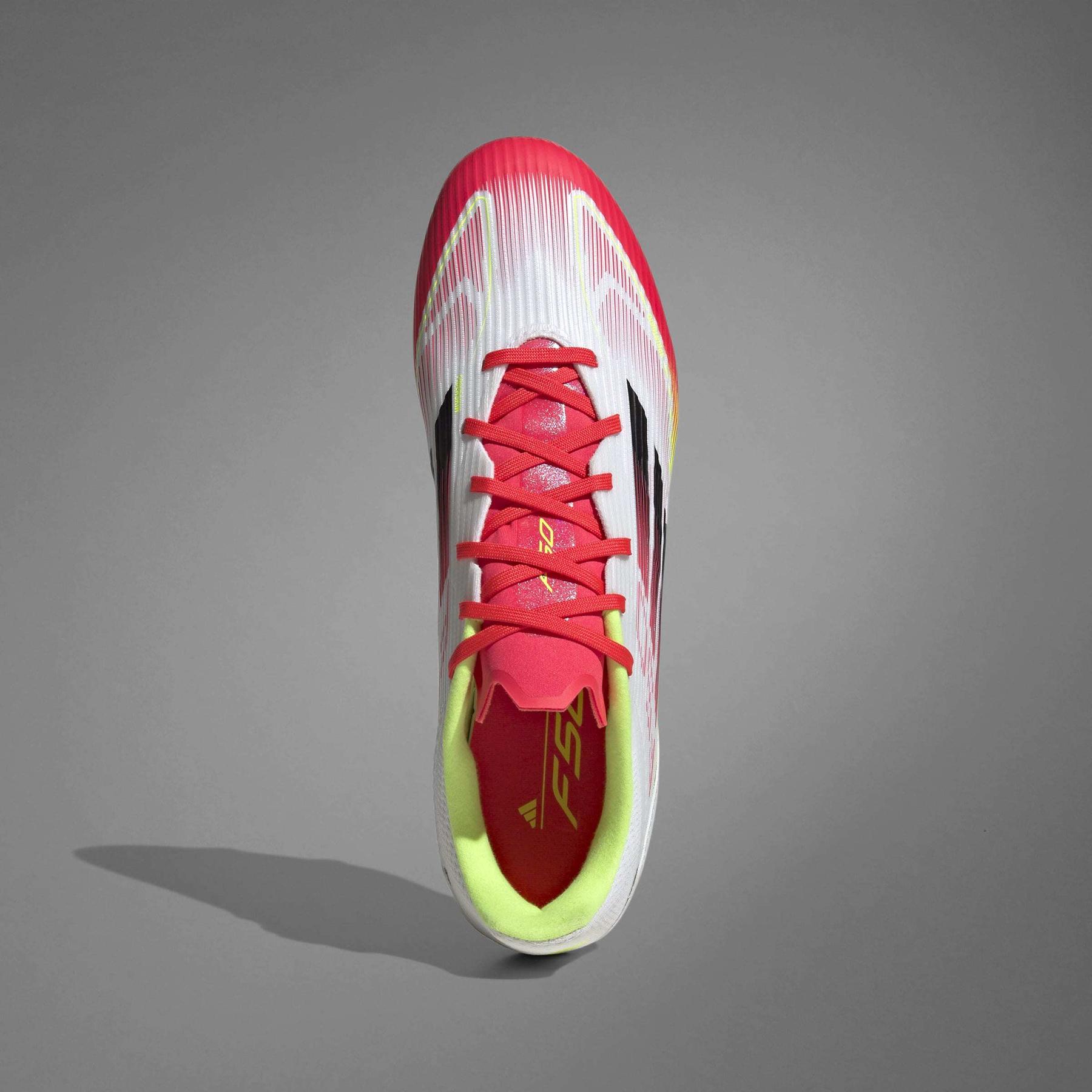 product/a/d/adidas_ie1289_17_footwear_photography_heromrktng_view_4-nw091625.jpg