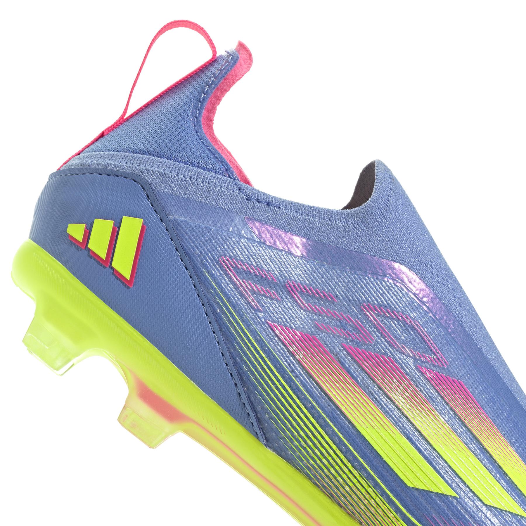 product/a/d/adidas_ie1303_7_footwear_photography_detail_view_1_white.jpg