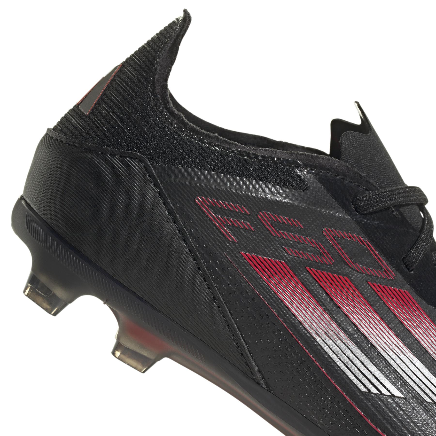 product/a/d/adidas_ie1304_cblack-ironmt-lucred_7.jpg