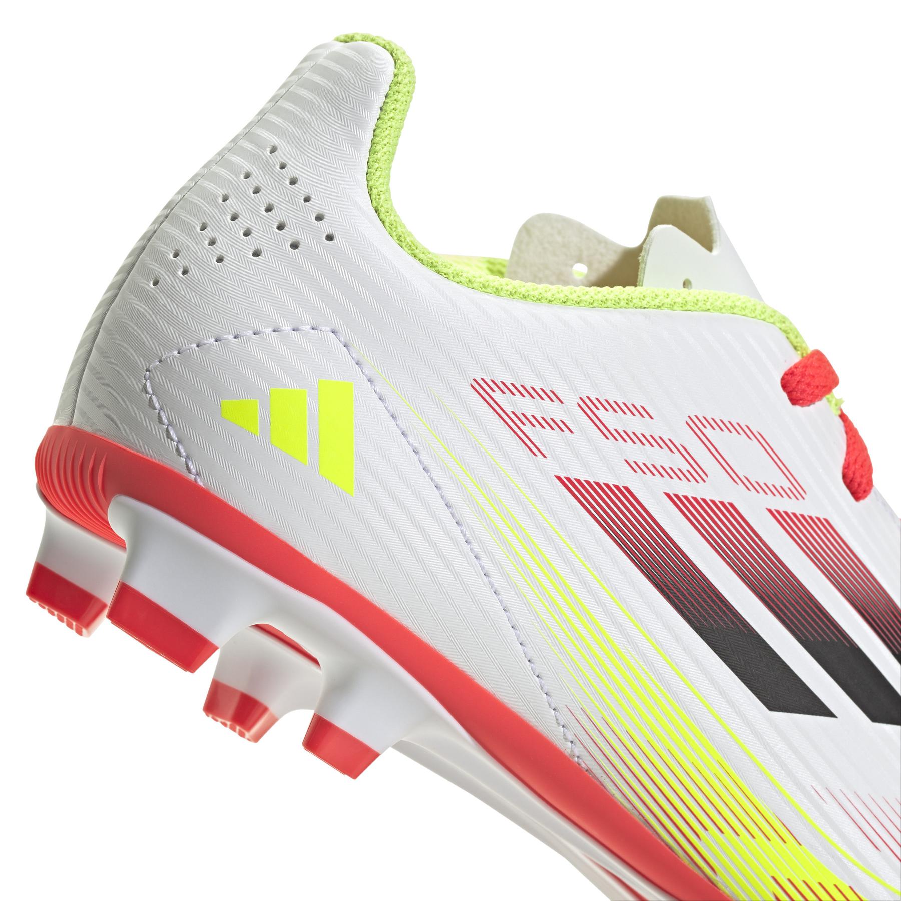 product/a/d/adidas_ie1309_7_footwear_photography_detail_view_1_white.jpg