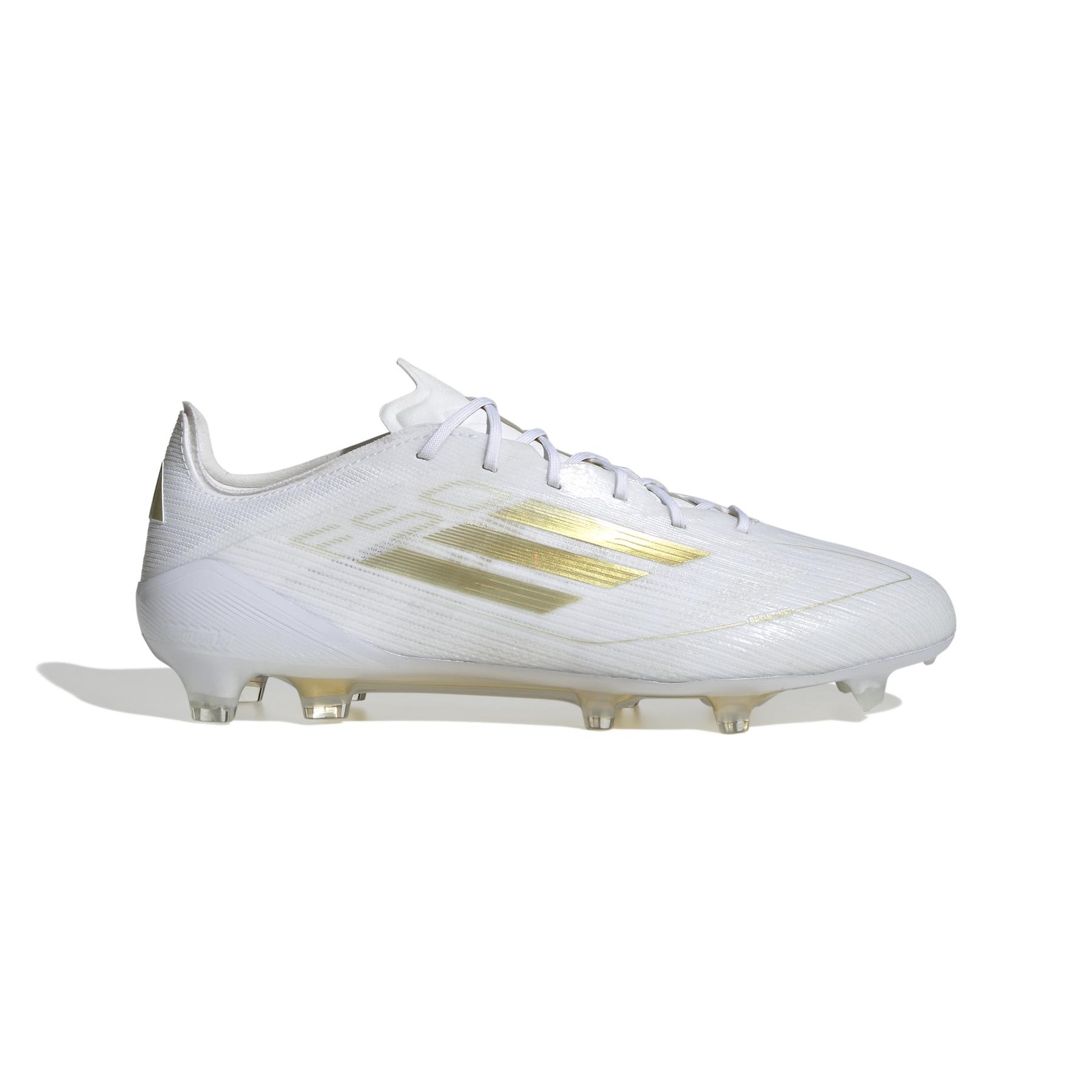 product/a/d/adidas_ie3186_1_footwear_photography_side_lateral_center_view_white.jpg