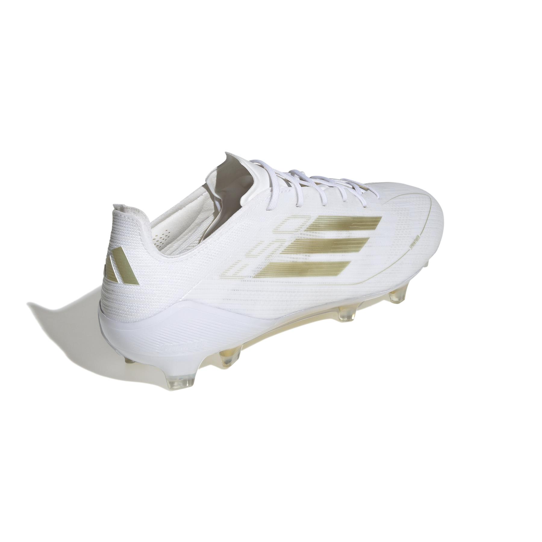 product/a/d/adidas_ie3186_6_footwear_photography_back_lateral_top_view_white.jpg