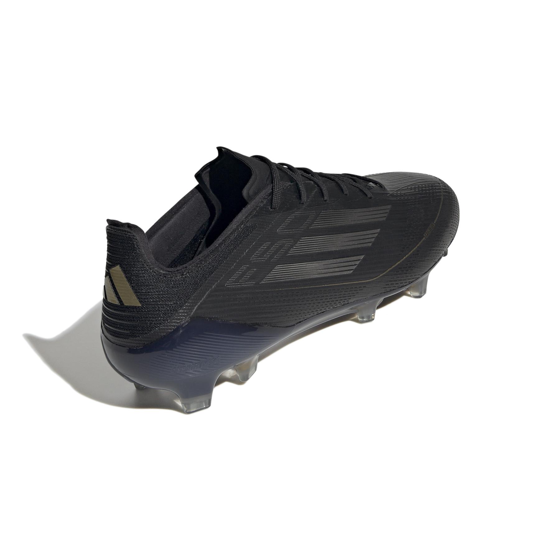 product/a/d/adidas_ie3187_6_footwear_photography_back_lateral_top_view_white.jpg