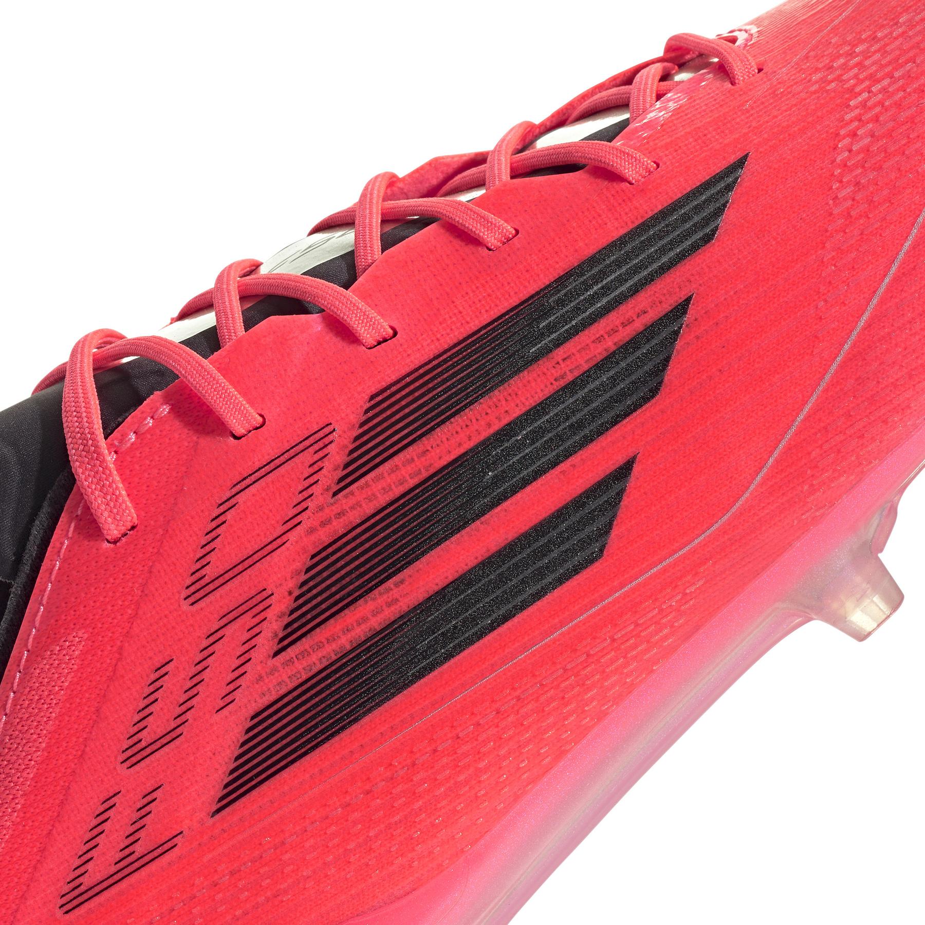 product/a/d/adidas_ie3191_8_footwear_photography_detail_view_2_white.jpg
