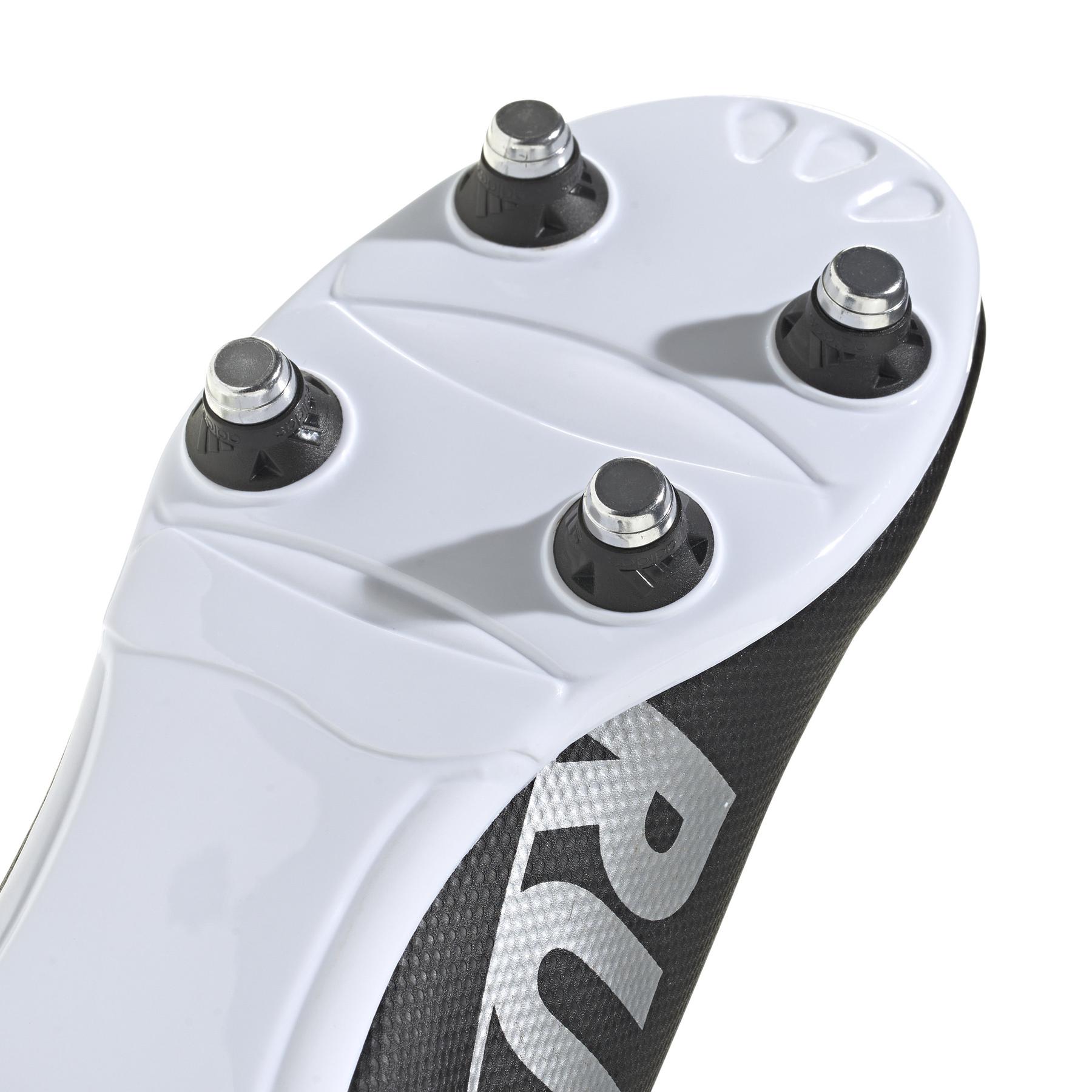 product/a/d/adidas_ie3581_8_footwear_photography_detail_view_1_white-nw120924.jpg