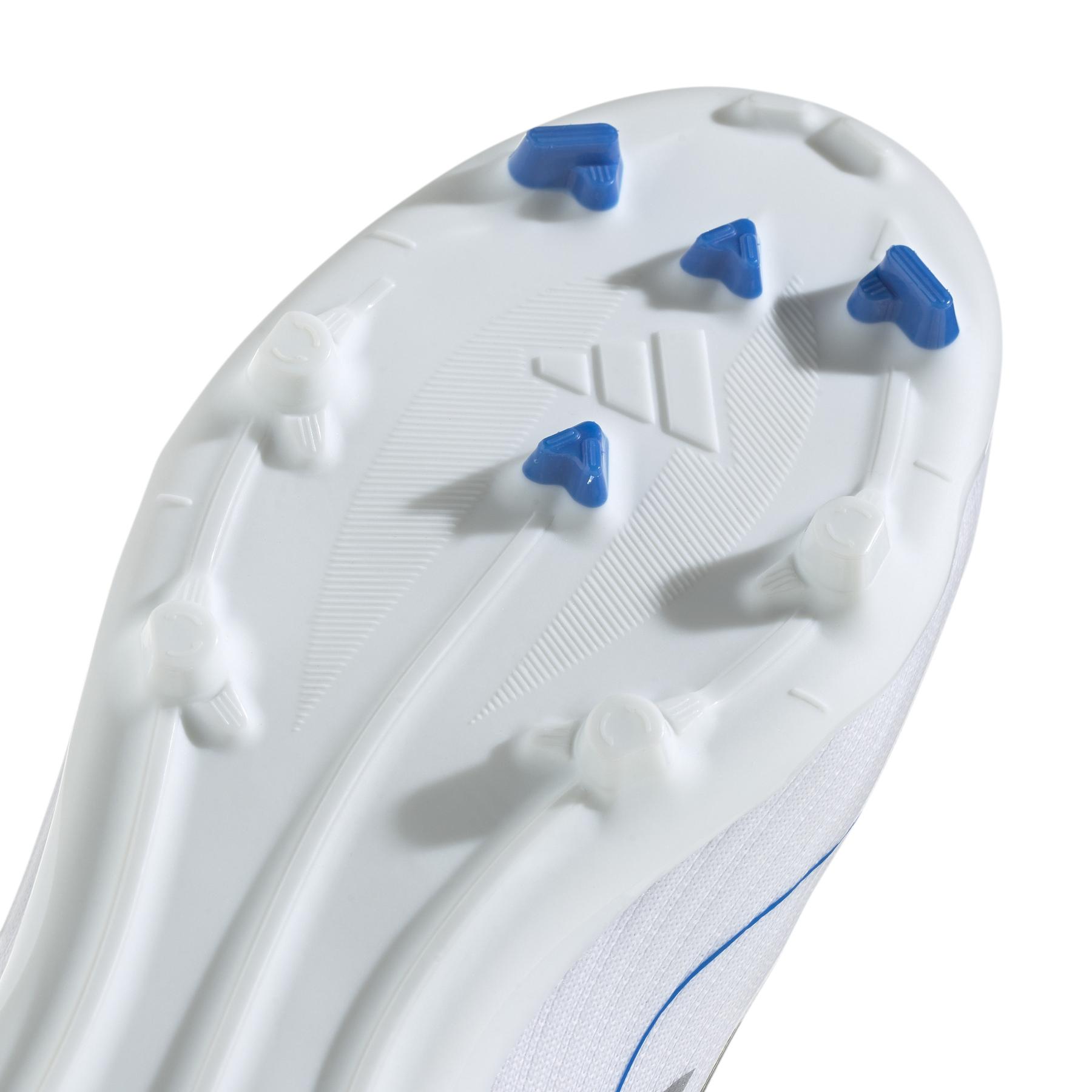 product/a/d/adidas_ie3748_ftwwht-silvmt-ftwwht_2.jpg