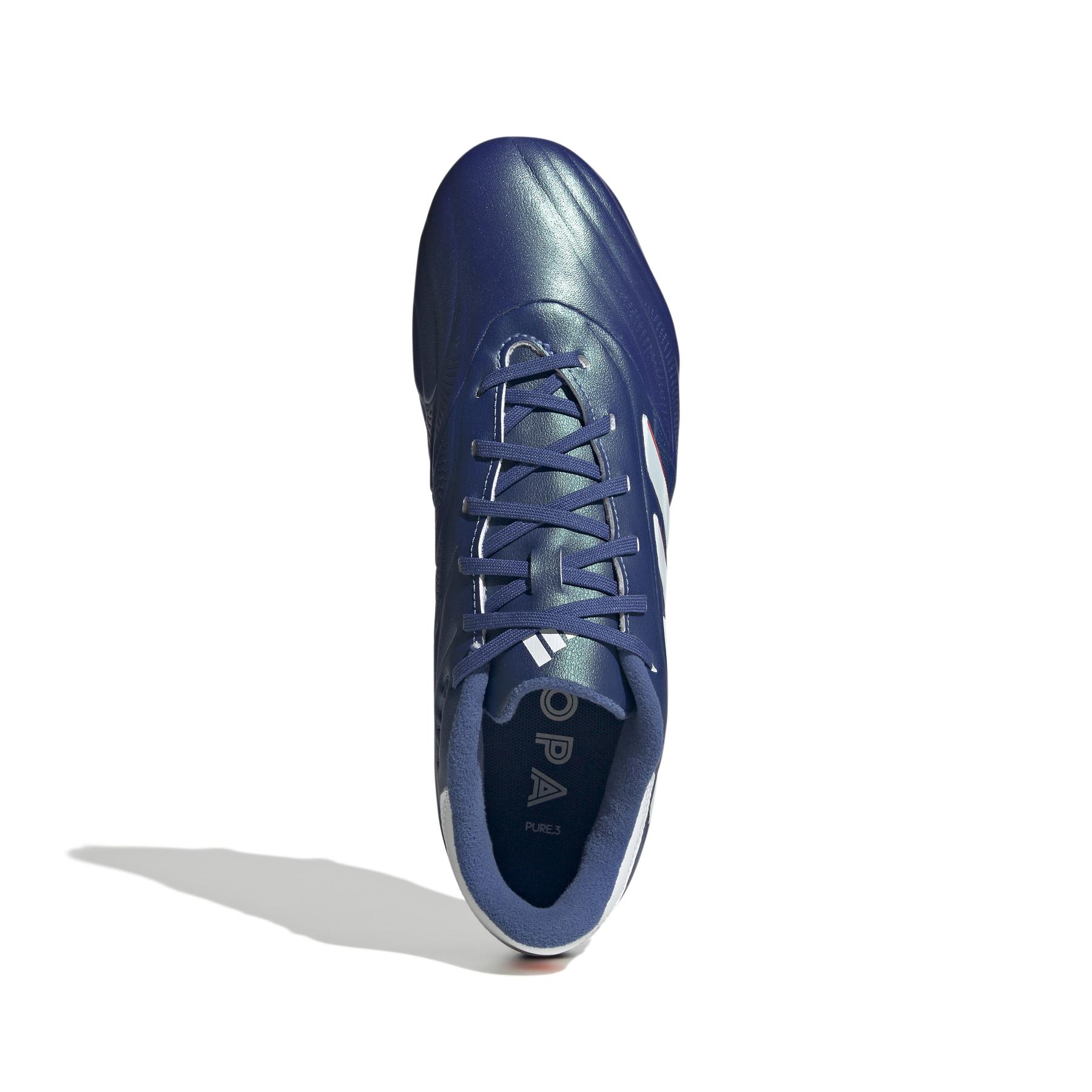 product/a/d/adidas_ie4896_2_footwear_photography_top_portrait_view_white.jpg