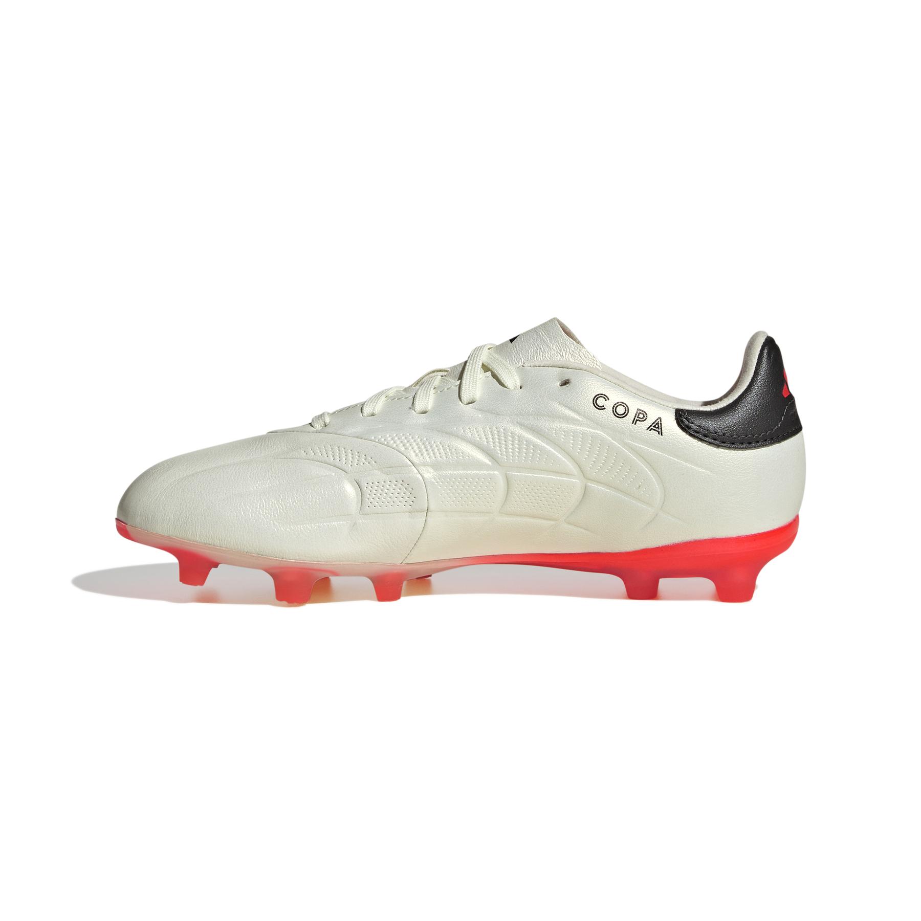 product/a/d/adidas_ie4985_4_footwear_photography_side_medial_center_view_white.jpg