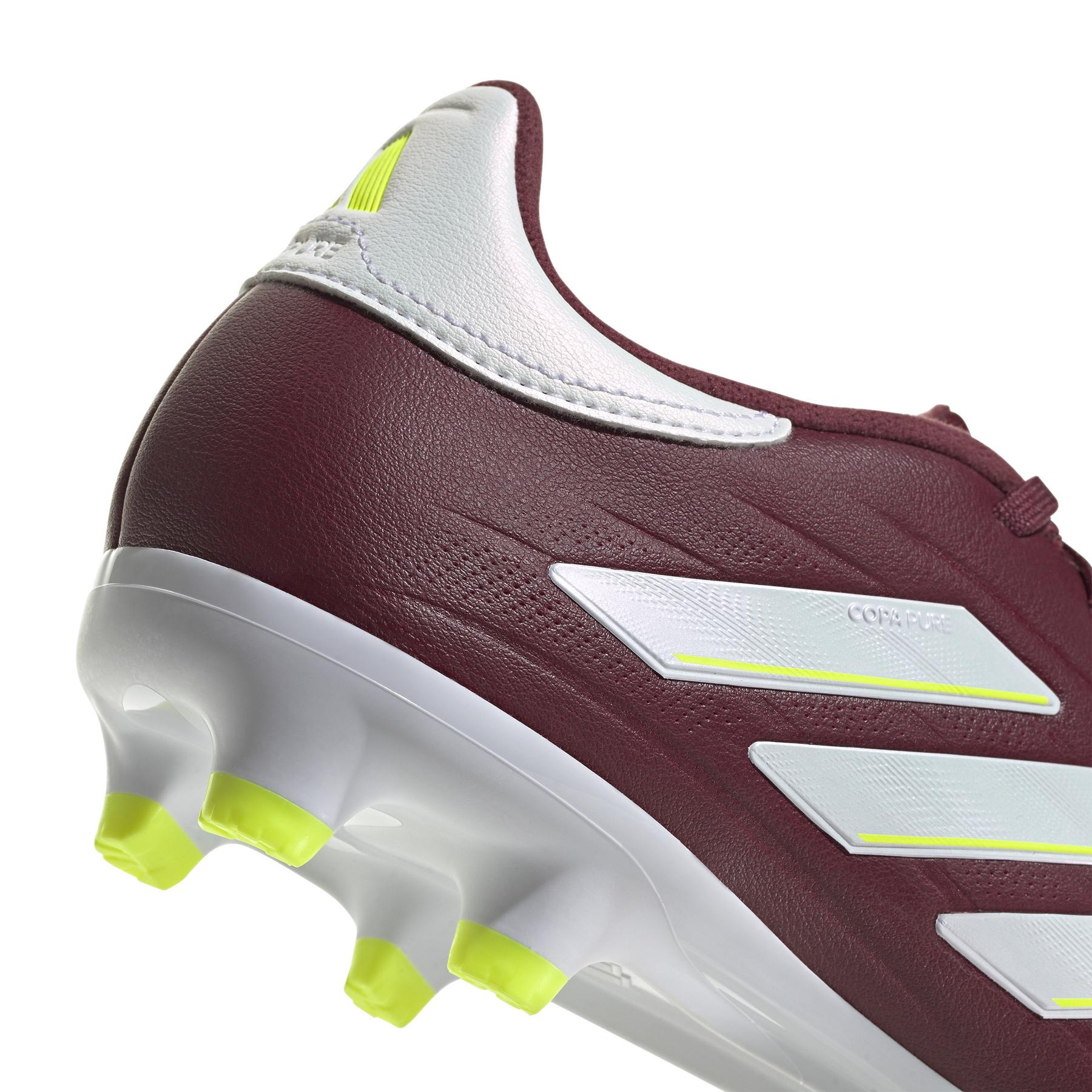 product/a/d/adidas_ie7491_8_footwear_photography_detail_view_2_white-030824.jpg