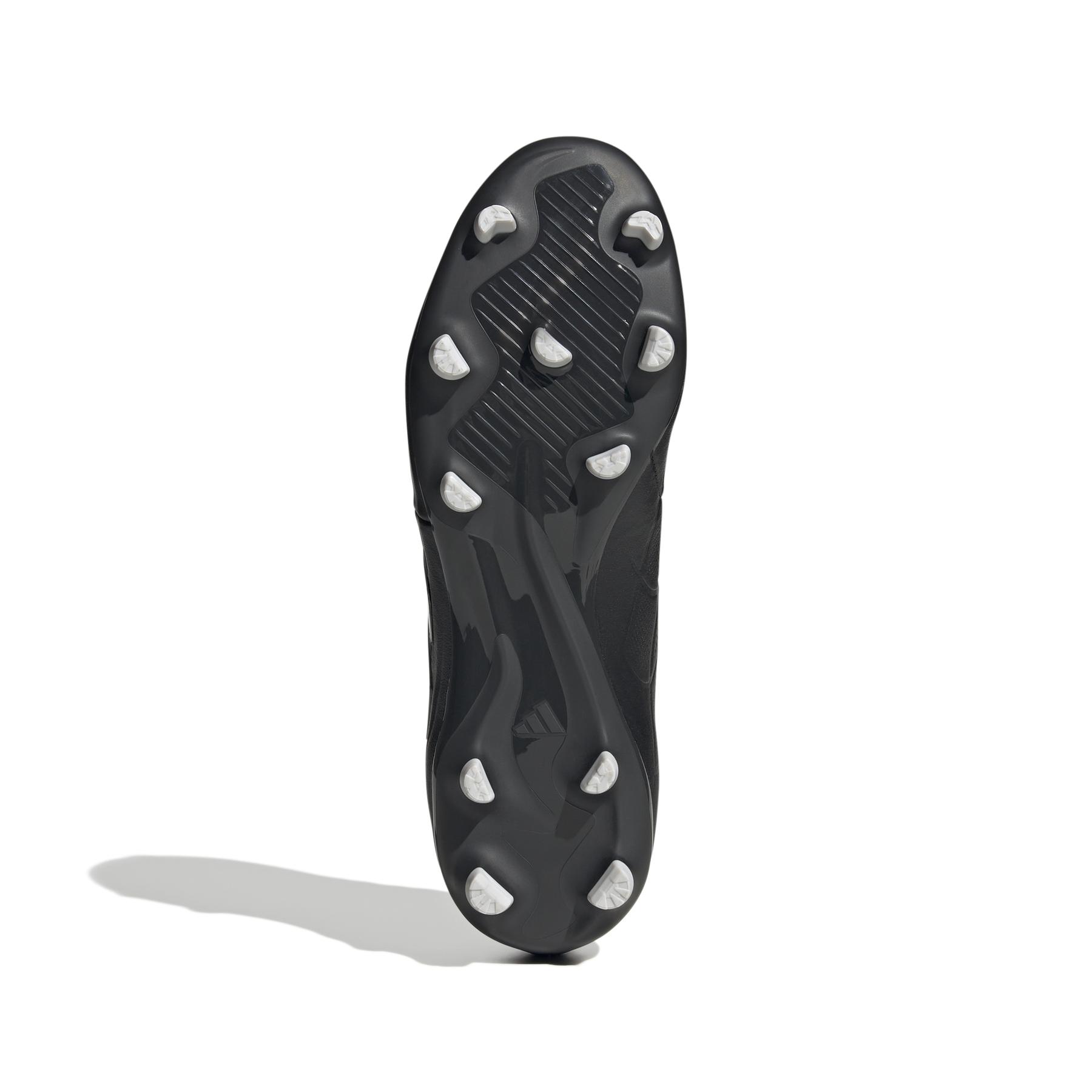 product/a/d/adidas_ie7492_3_footwear_photography_bottom_view_white.jpg