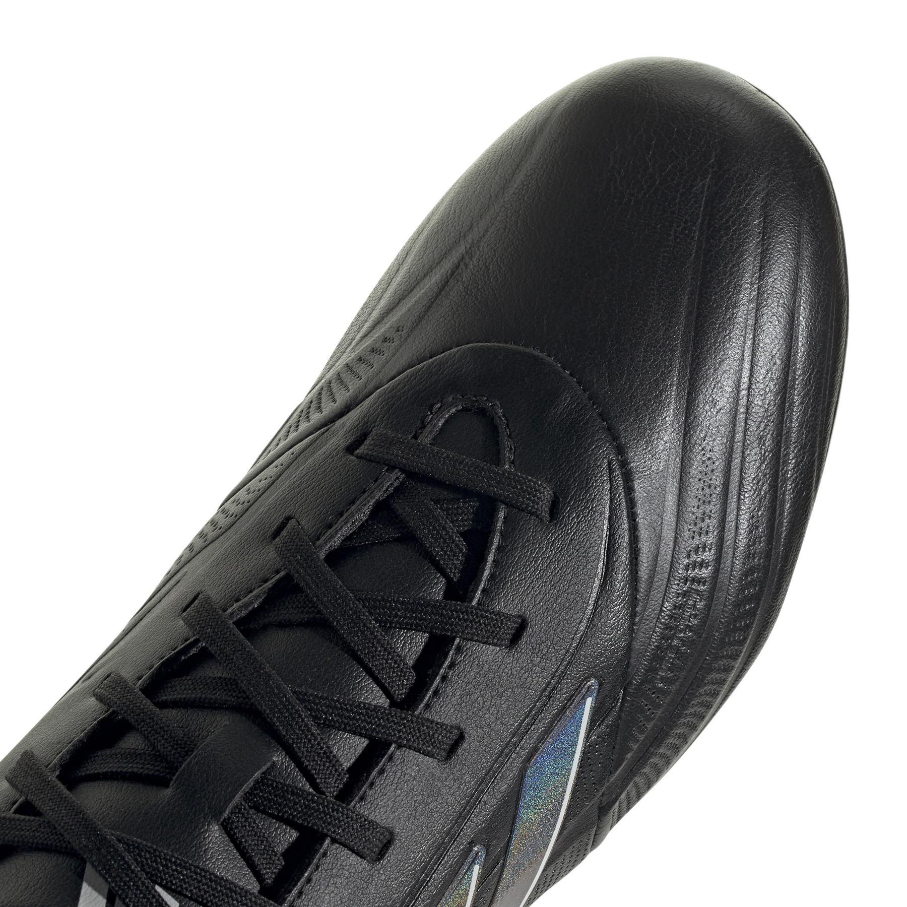 product/a/d/adidas_ie7492_7_footwear_photography_detail_view_1_white.jpg
