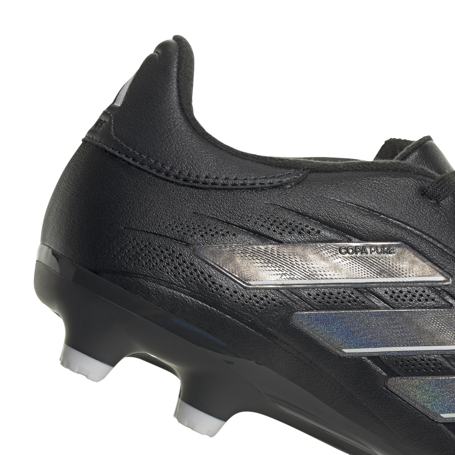 product/a/d/adidas_ie7492_8_footwear_photography_detail_view_2_white.jpg