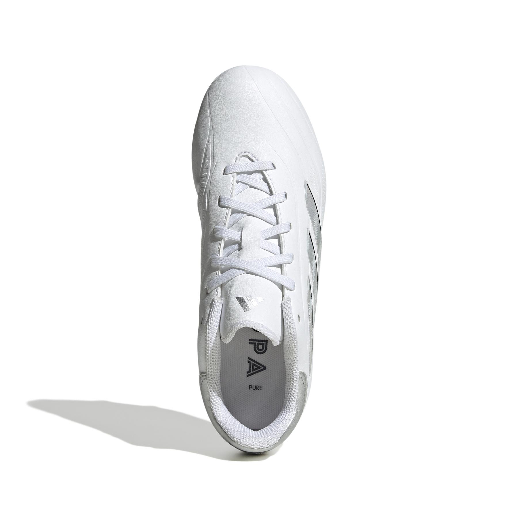 product/a/d/adidas_ie7496_2_footwear_photography_top_portrait_view_white.jpg