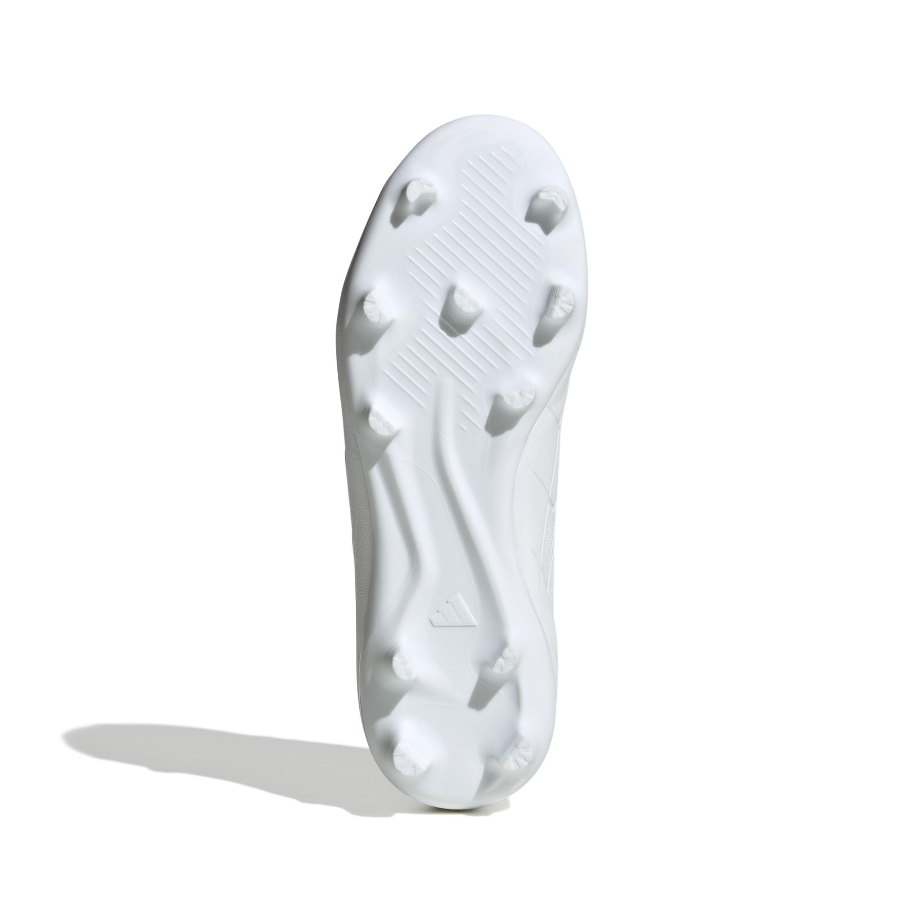 product/a/d/adidas_ie7496_3_footwear_photography_bottom_view_white.jpg