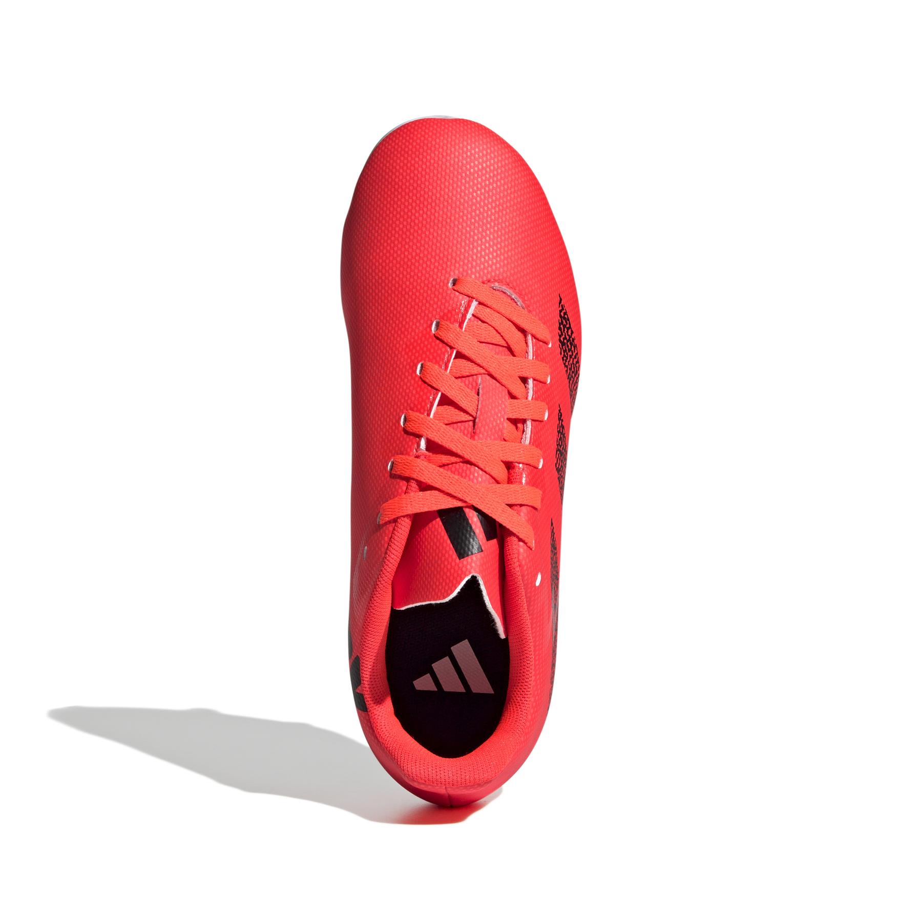 product/a/d/adidas_if0524_3_footwear_photography_top_portrait_view_white.jpg