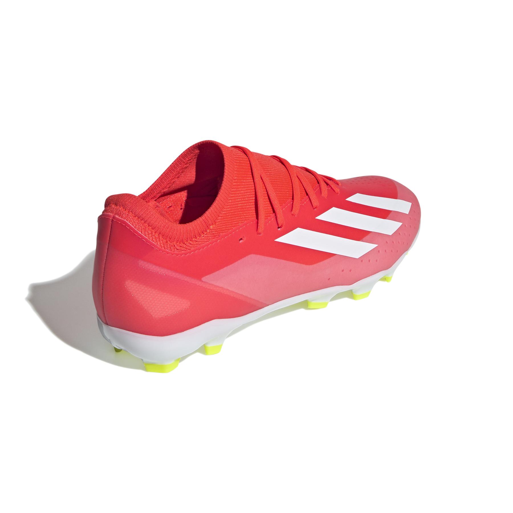 product/a/d/adidas_if0697_6_footwear_photography_back_lateral_top_view_white-nw091625.jpg