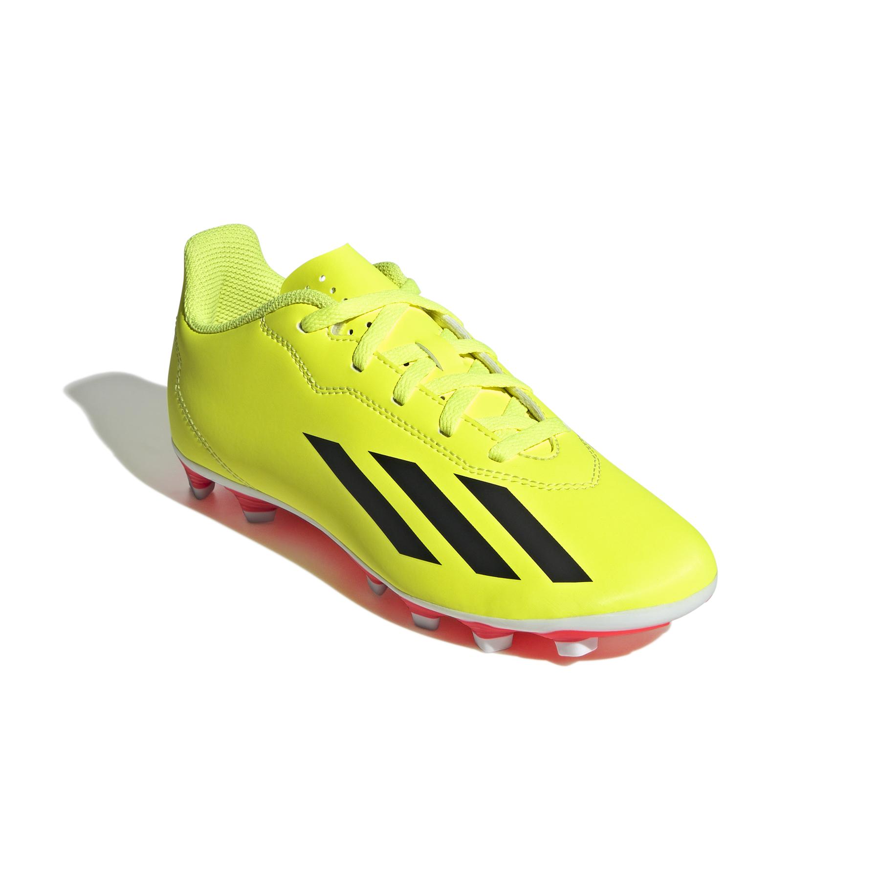 product/a/d/adidas_if0717_5_footwear_photography_front_lateral_top_view_white.jpg