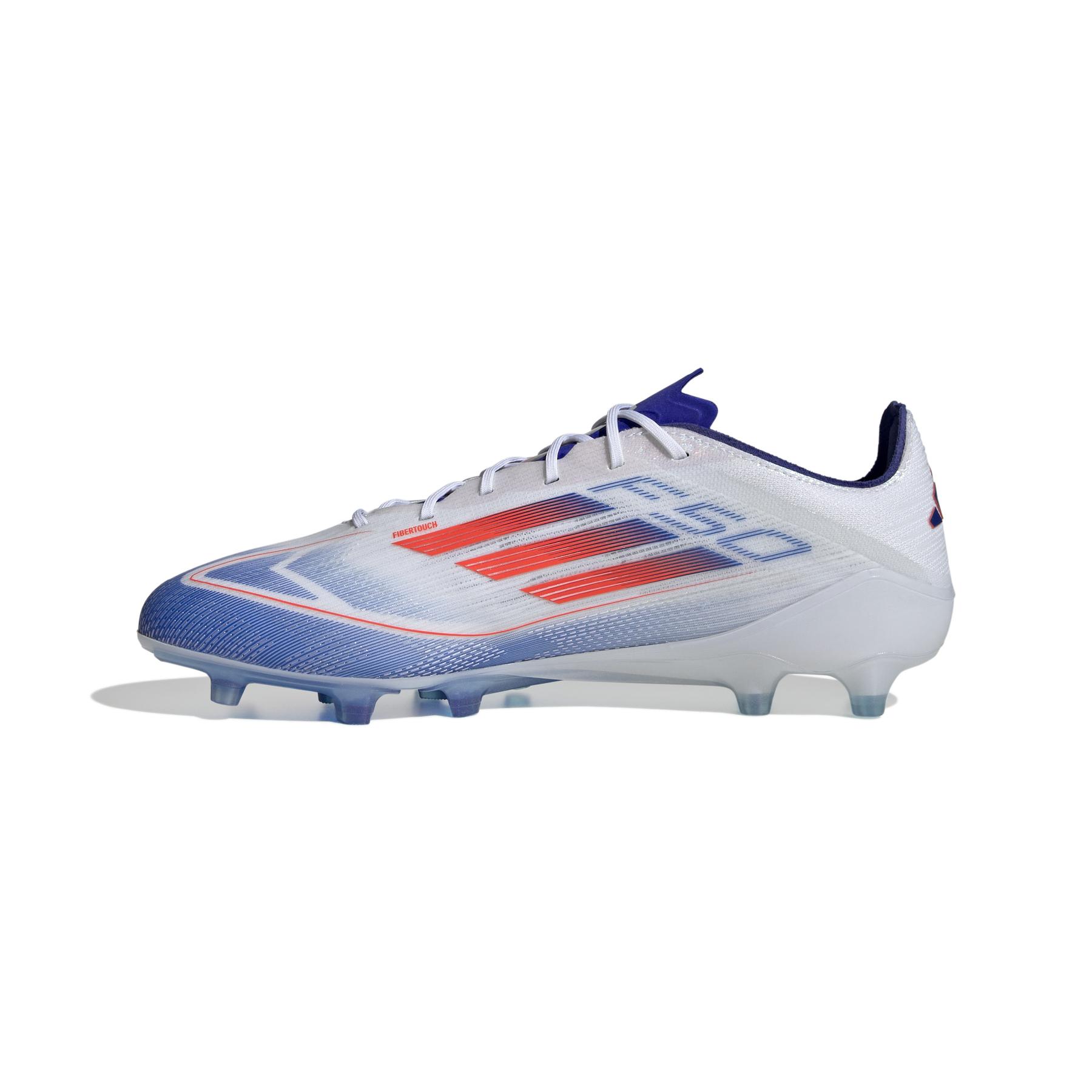 product/a/d/adidas_if1309_4_footwear_photography_side_medial_center_view_white-nw052424.jpg