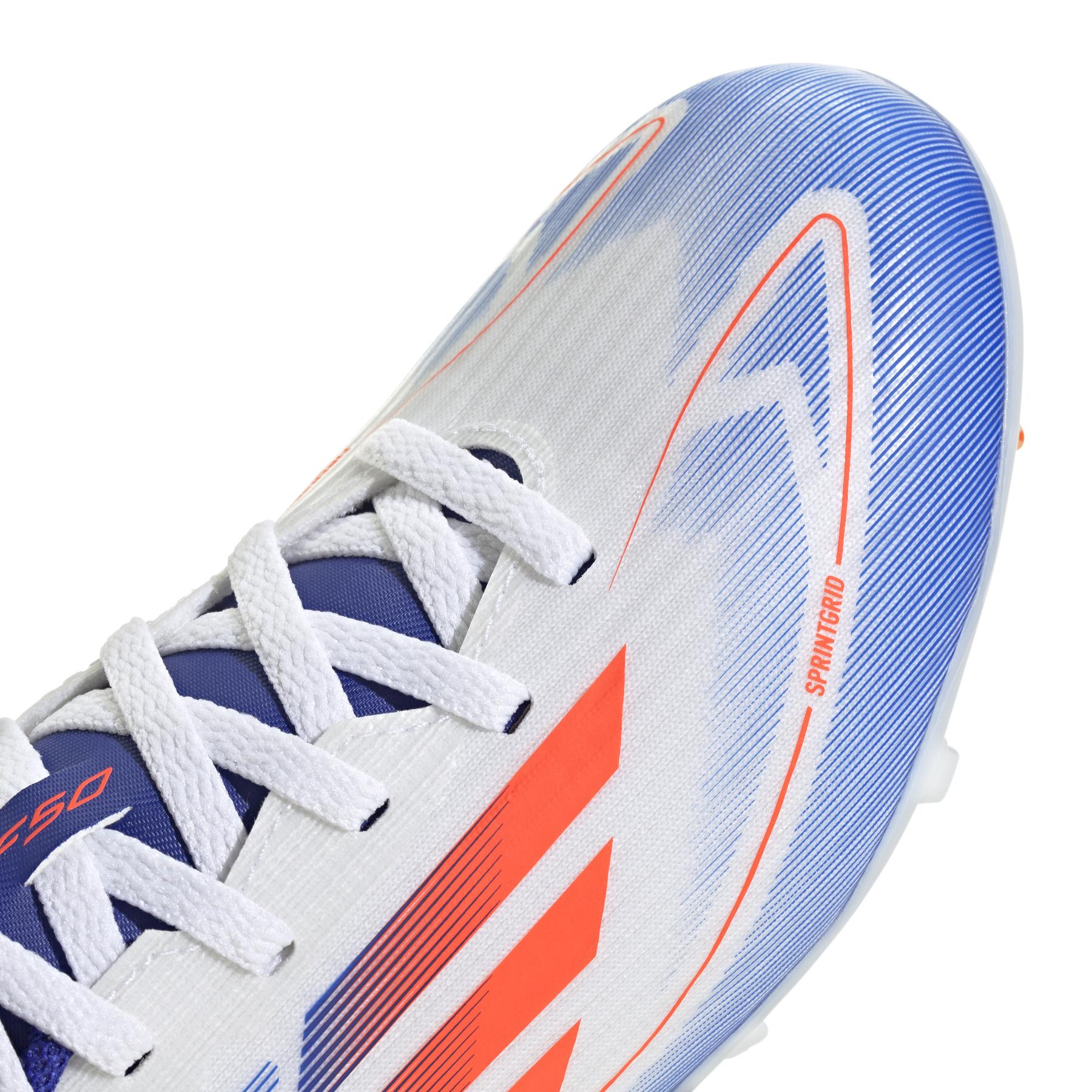 product/a/d/adidas_if1367_7_footwear_photography_detail_view_1_white-nw052424.jpg