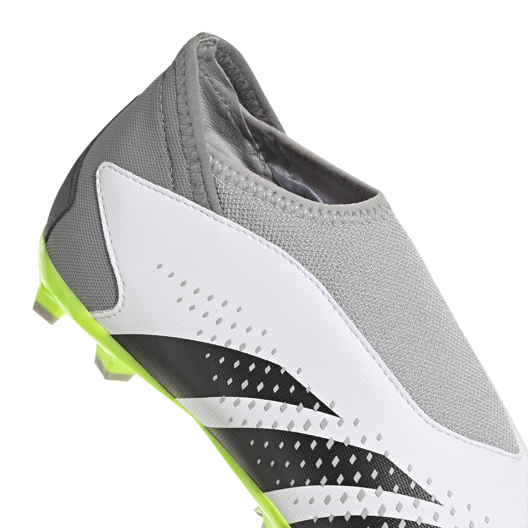 product/a/d/adidas_if2265_7_footwear_photography_detail_view_1_white.jpg