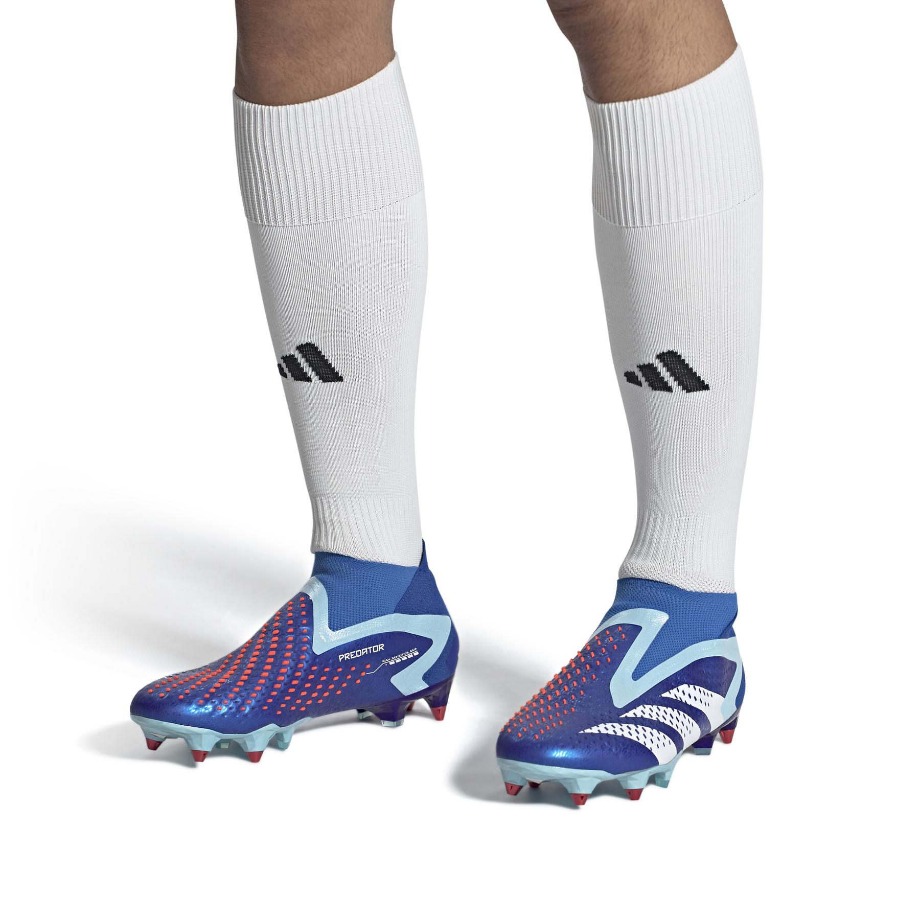 product/a/d/adidas_if2304_10_footwear_on_model_front_view_white.jpg